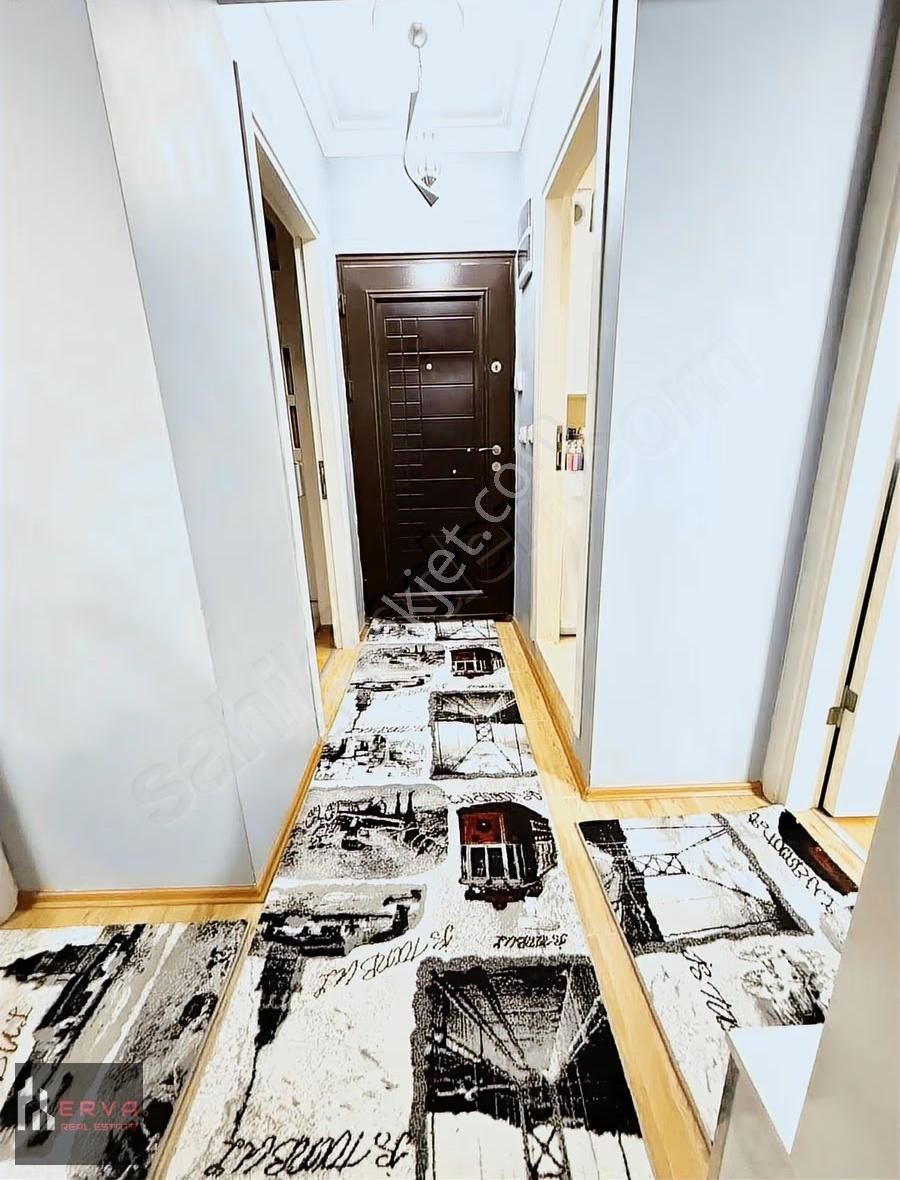 Karabağlar Bozyaka Bahar Mahallesinde Eşyalı Satılık 2+1 Daire - Görsel 3