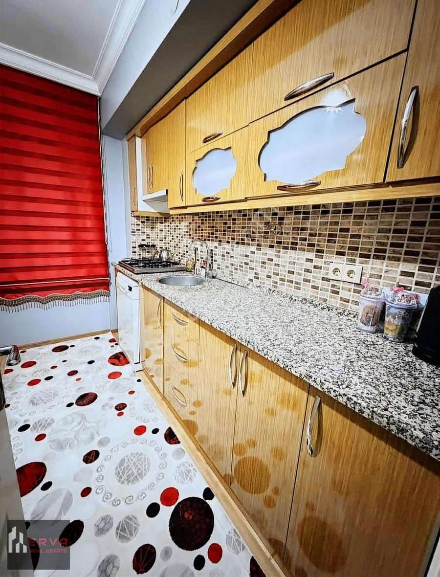 Karabağlar Bozyaka Bahar Mahallesinde Eşyalı Satılık 2+1 Daire - Görsel 7