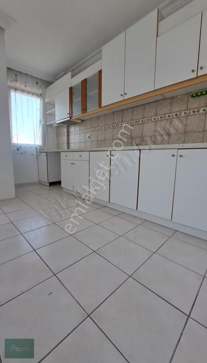 Marina Emlak'tan Turgutreis Merkezde Kiralık 2+1 Geniş Daire - Görsel 6