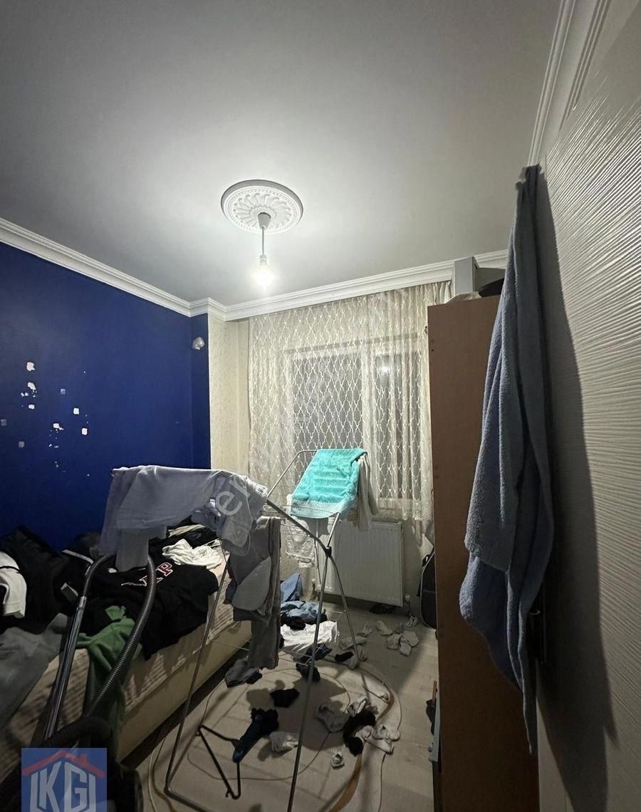 2+1 Yapılı Merkezi Konumda Önü Acık Balkonlu Acil - Görsel 3