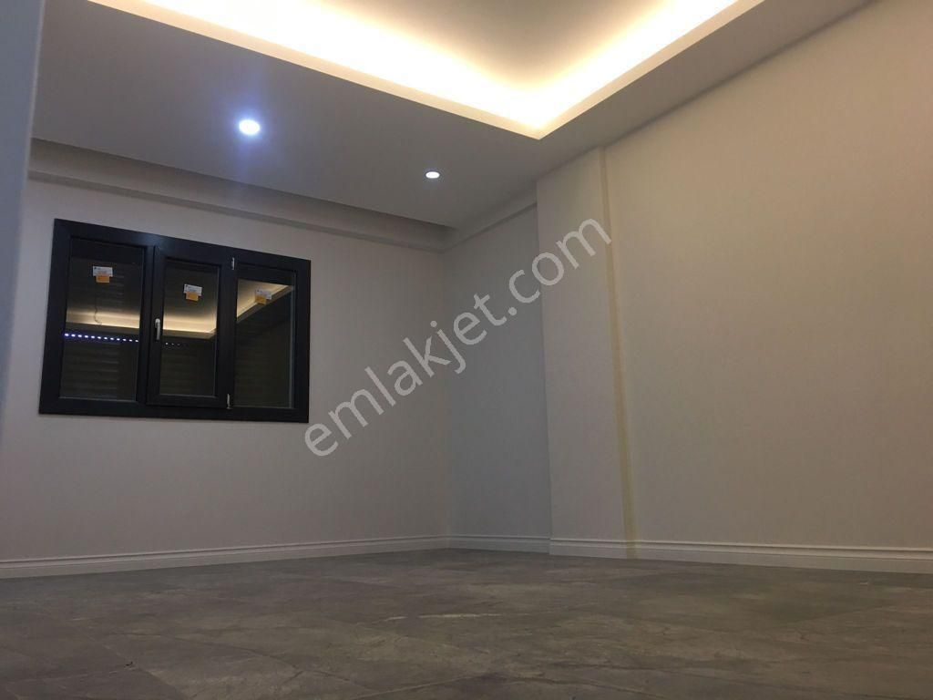 Kaan Emlaktan Yenişafakta Ferhatlara Yakın 4+1 Lüks Satılık Daire. - Görsel 11