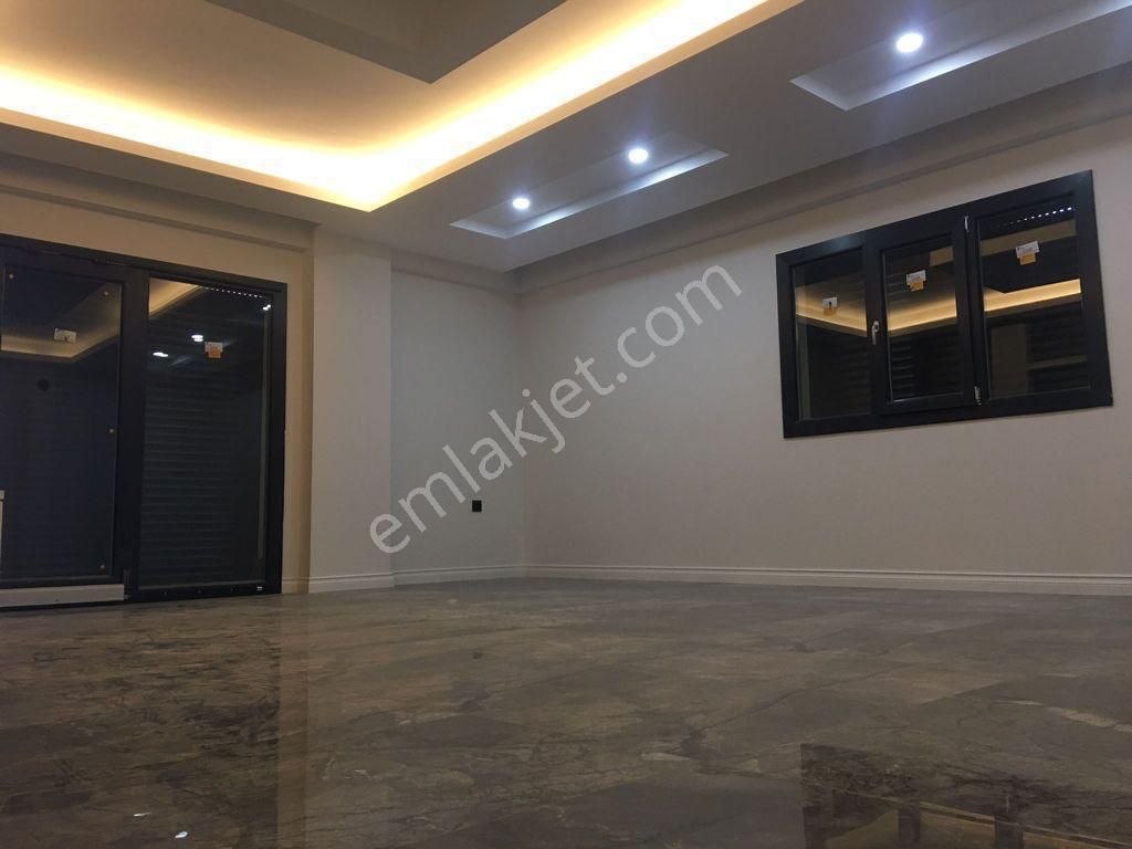 Kaan Emlaktan Yenişafakta Ferhatlara Yakın 4+1 Lüks Satılık Daire. - Görsel 4