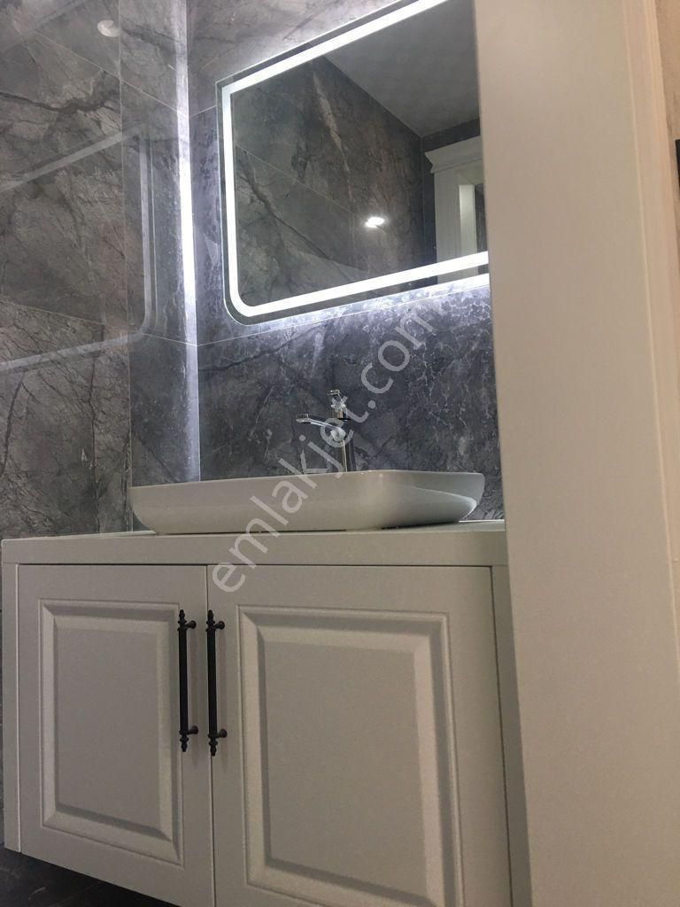 Kaan Emlaktan Yenişafakta Ferhatlara Yakın 4+1 Lüks Satılık Daire. - Görsel 21