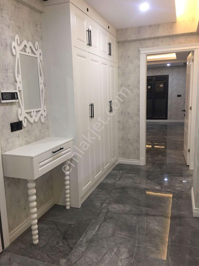 Kaan Emlaktan Yenişafakta Ferhatlara Yakın 4+1 Lüks Satılık Daire. - Görsel 30