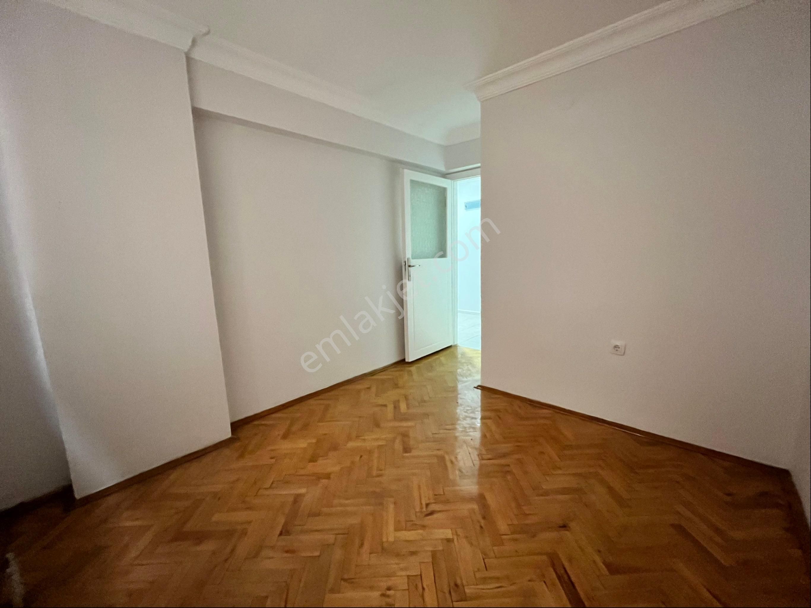 Karşıyaka Ordu Bulvarı Ebeveyn Banyolu 3+1 Satılık Daire - Görsel 10