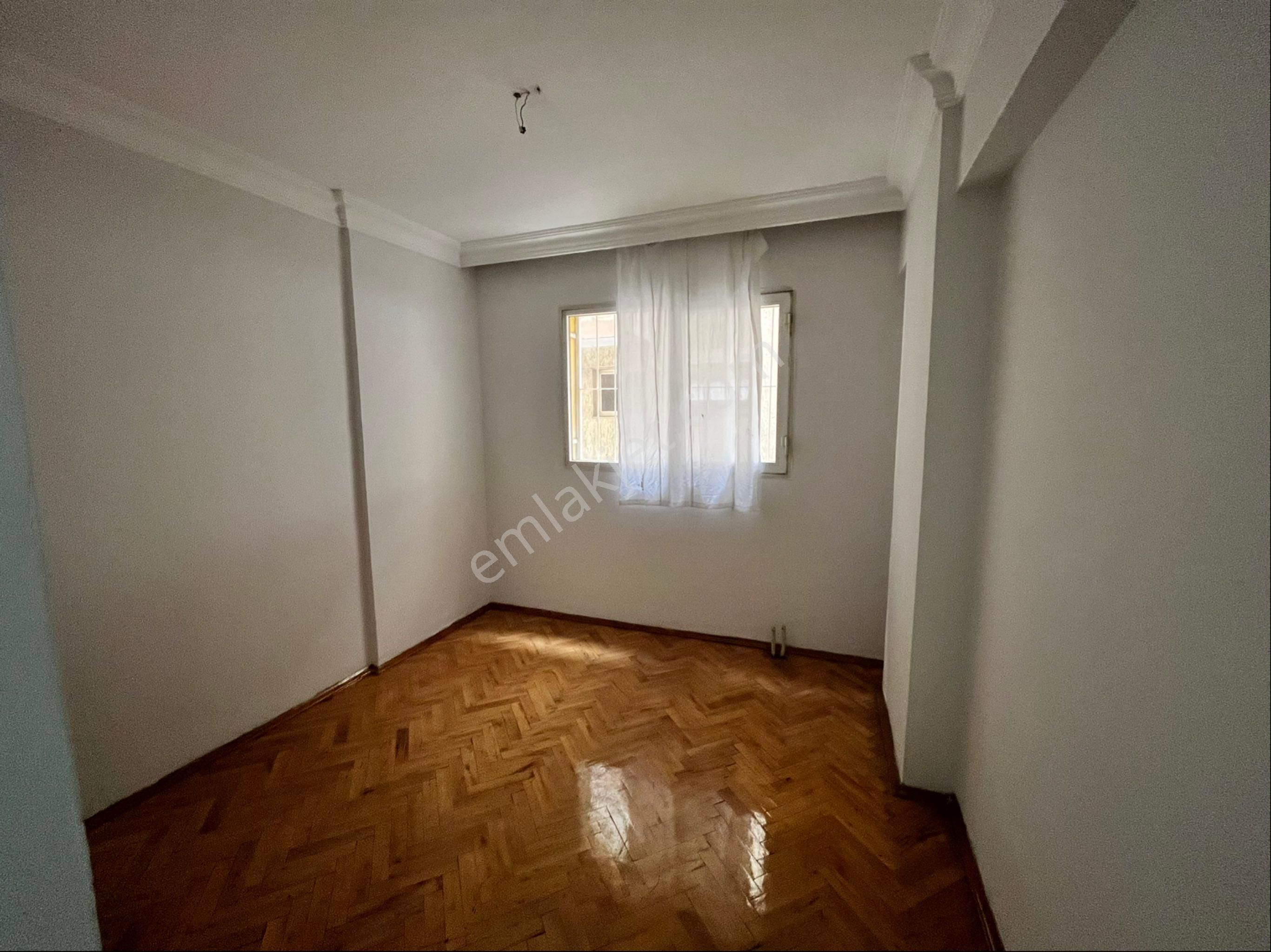 Karşıyaka Ordu Bulvarı Ebeveyn Banyolu 3+1 Satılık Daire - Görsel 12