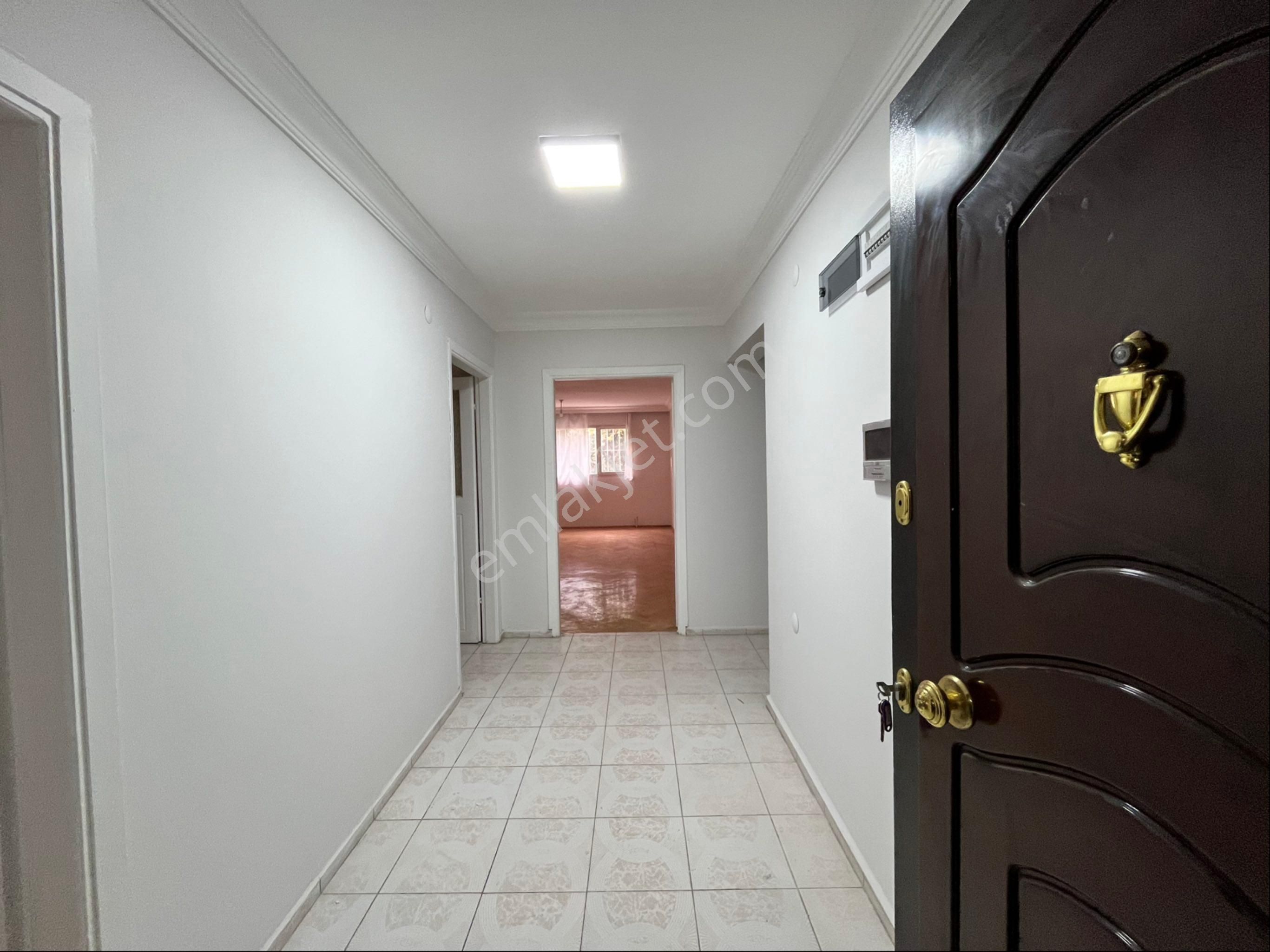 Karşıyaka Ordu Bulvarı Ebeveyn Banyolu 3+1 Satılık Daire - Görsel 9