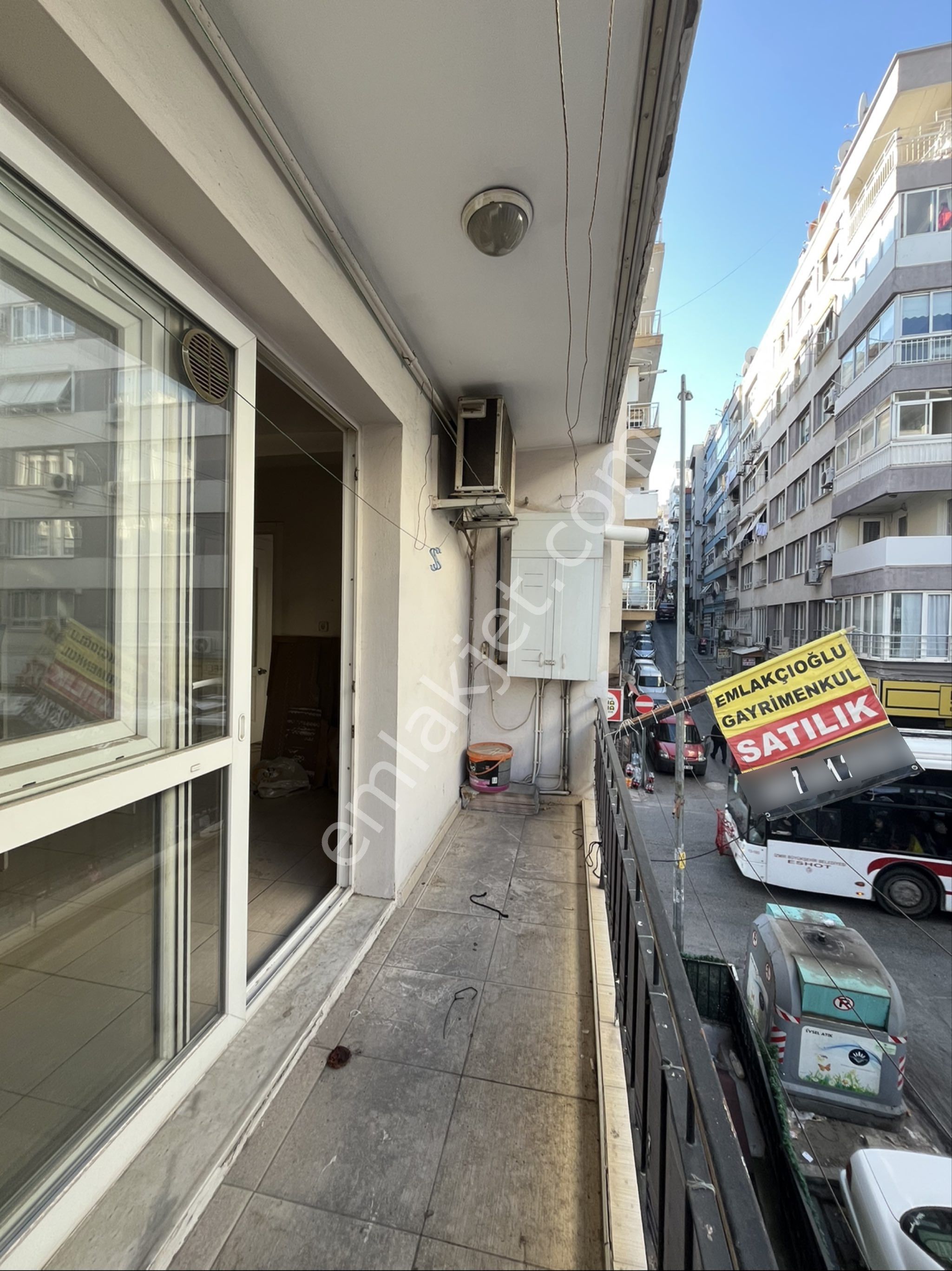 İzmir Yeşilyurt Ordu Caddesi Üzerinde 3+1 Satılık Daire - Görsel 8