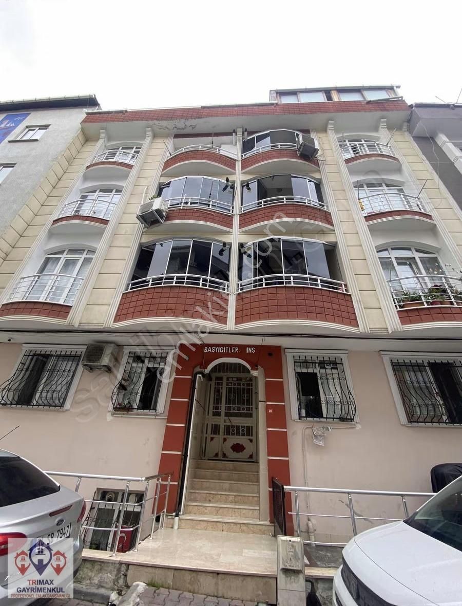 Marketlerin Ortasında Aile Binasında Kiralık 2+1 - Görsel 6