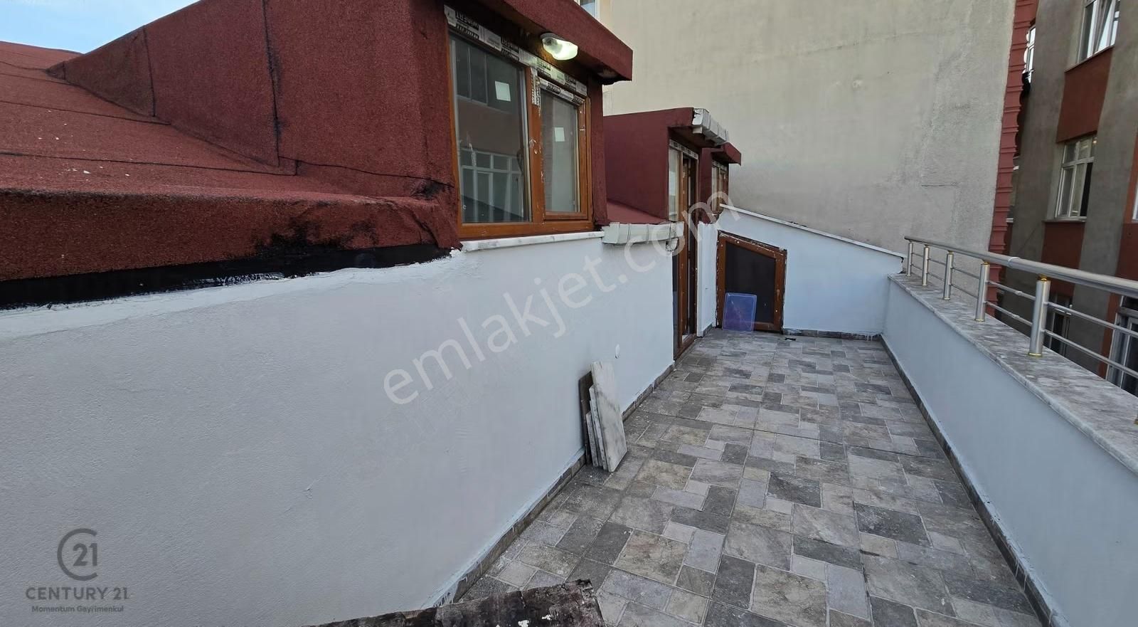 Sıfır Teraslı Dubleks 4+1 Çift Balkonlu Gün Boyu Güneş Köşe Bina - Görsel 5