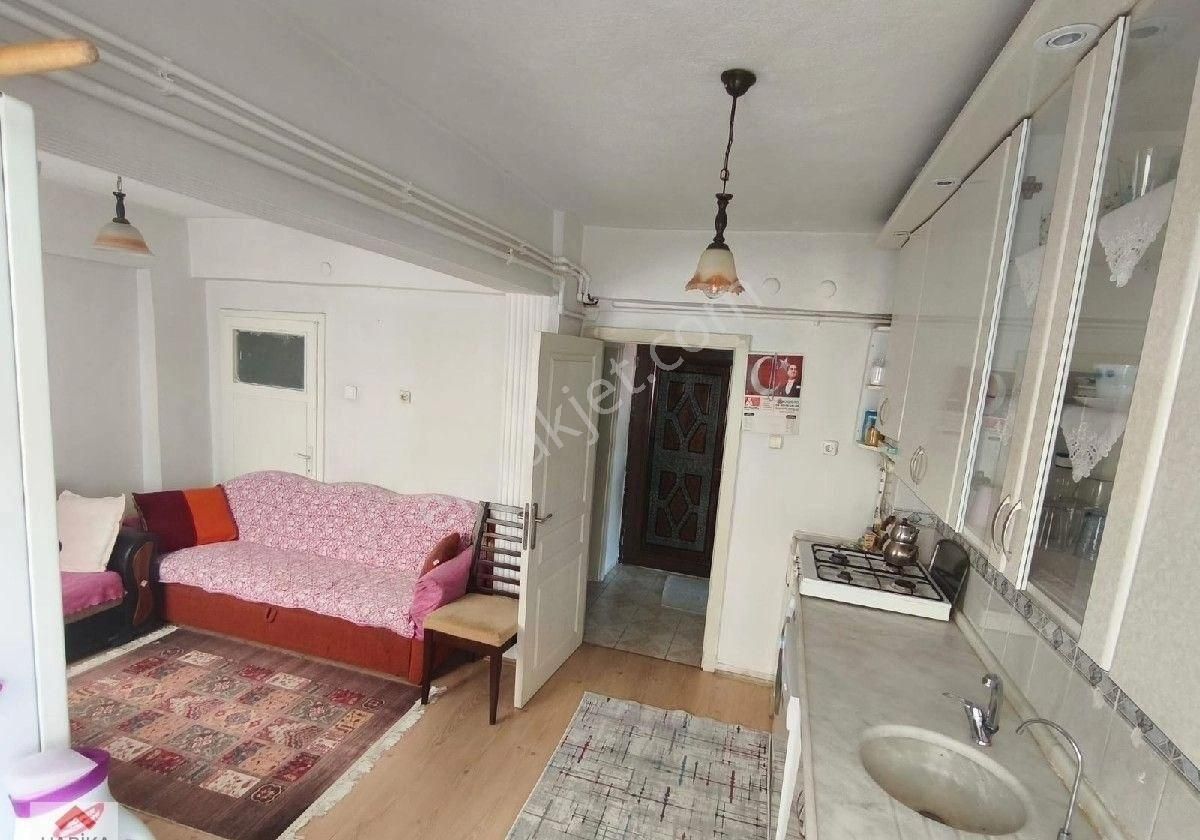 Tuzluçayır Göbekte Ara Katta 3+1 Full Yapılı Satılık Fırsat Daire ! - Görsel 3