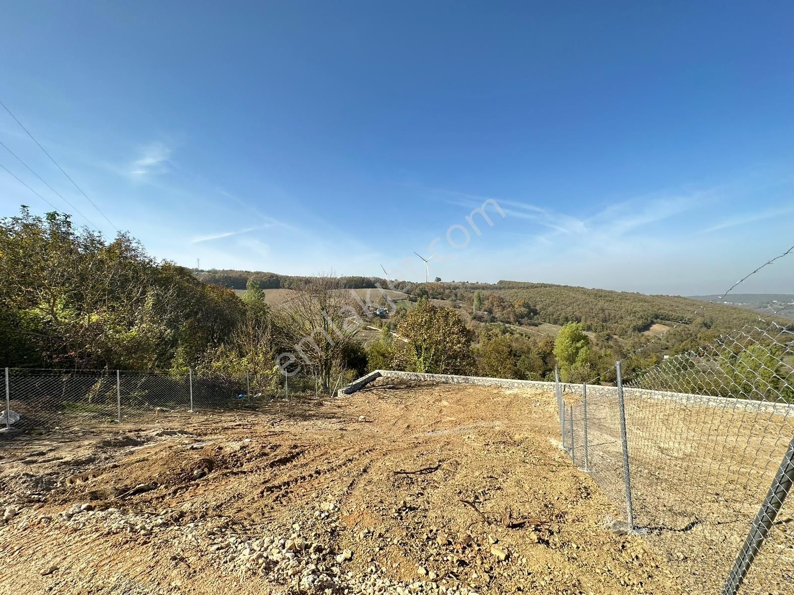 Güngörende Yola Cephe Tel Örgüsü Çekili - Görsel 28