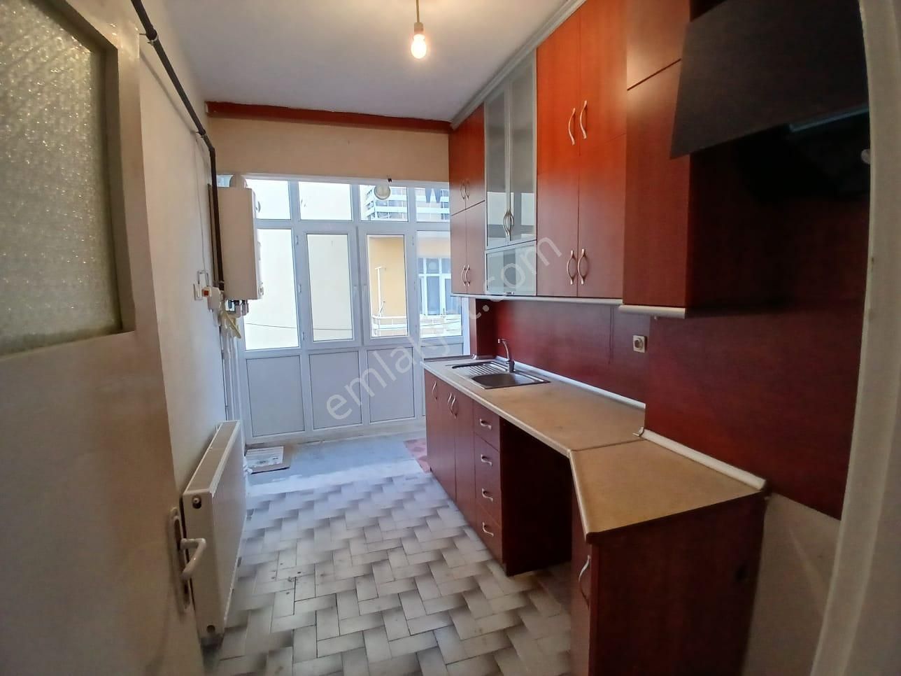 Akçay Emlak'tan Akşehir Yarenler Belediye Evleri Civarında İkinci Kat Satılık 2+1 Daire - Görsel 4