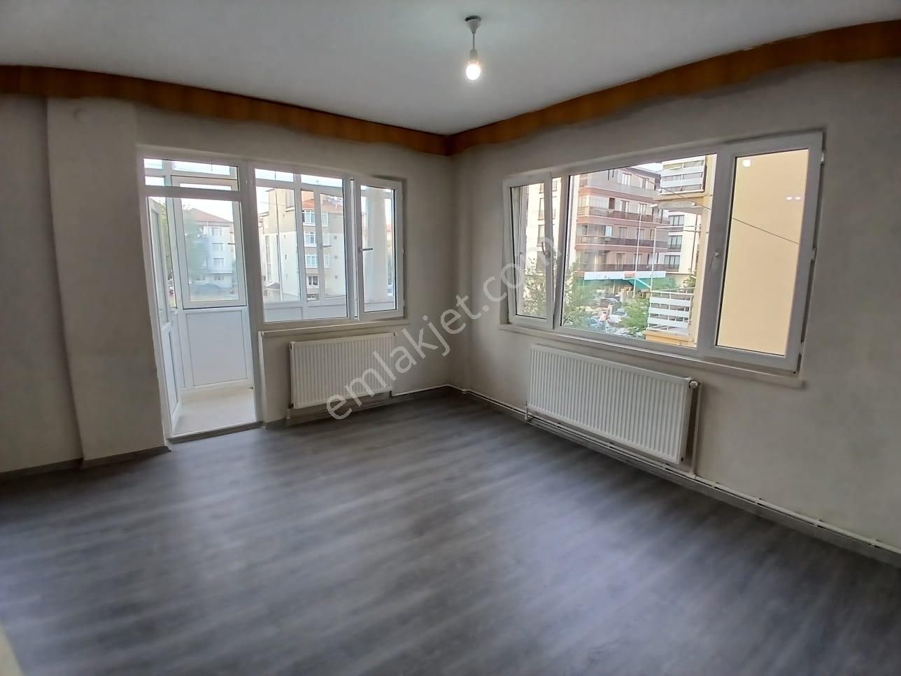 Akçay Emlak'tan Akşehir Yarenler Belediye Evleri Civarında İkinci Kat Satılık 2+1 Daire - Görsel 8