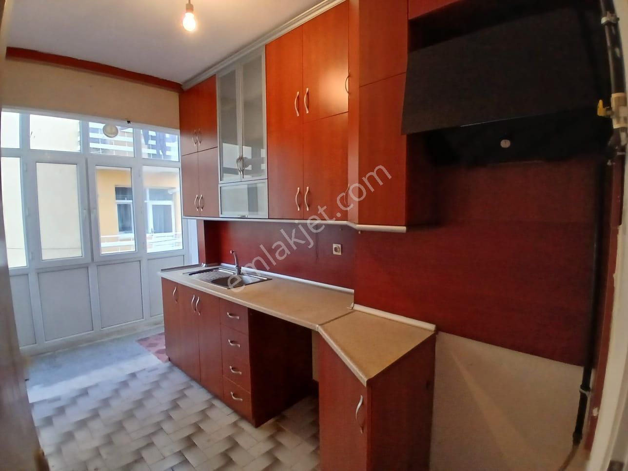 Akçay Emlak'tan Akşehir Yarenler Belediye Evleri Civarında İkinci Kat Satılık 2+1 Daire - Görsel 3