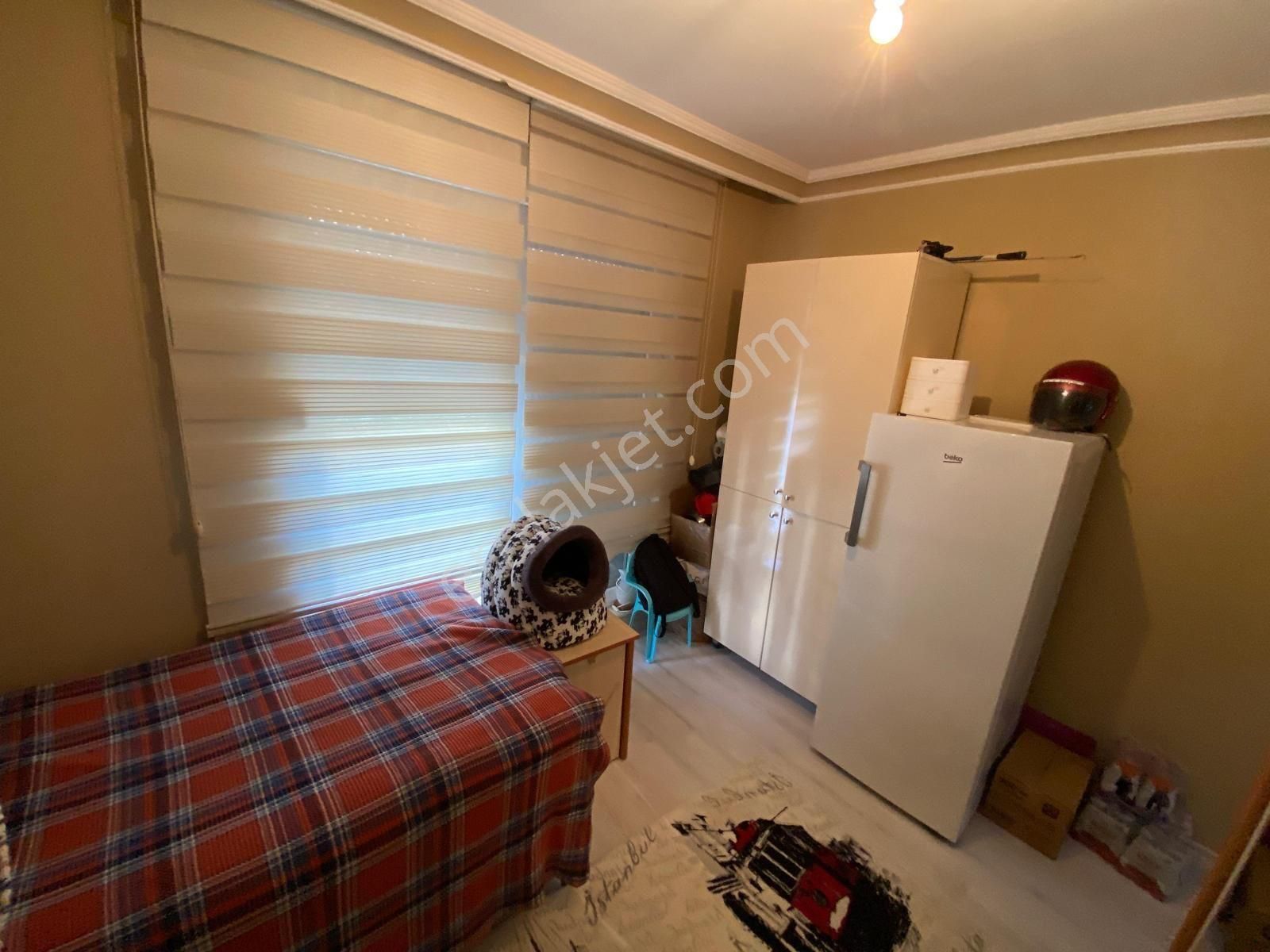 Eşyalı Kiralık Emek Mh 2+1 Daire 80 M2 Yüksek Giriş