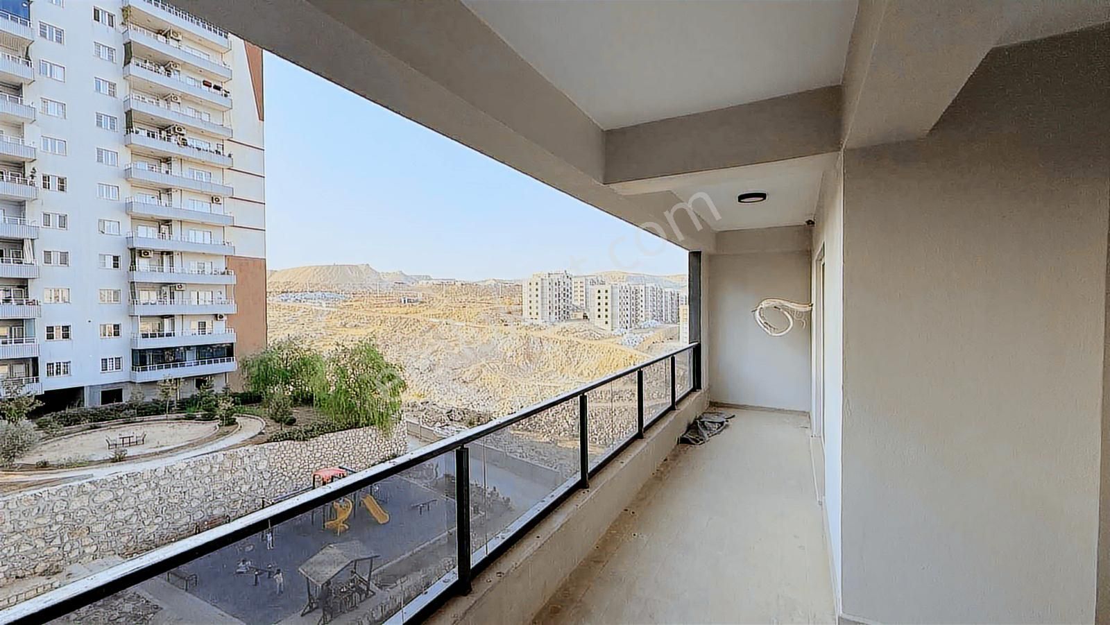 Hastane Arkası Özdoğan Sitesi Çok Acil Satılık 4+1 Lüks Daire - Görsel 12