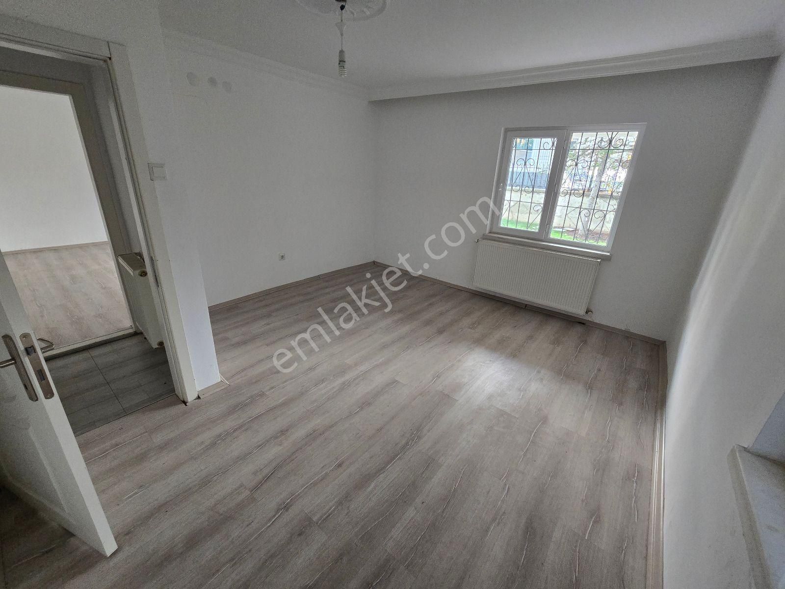 Eryaman Mah Acil Satılık 2+1 Çok Hesaplı Bahçe Katı Daire - Görsel 17