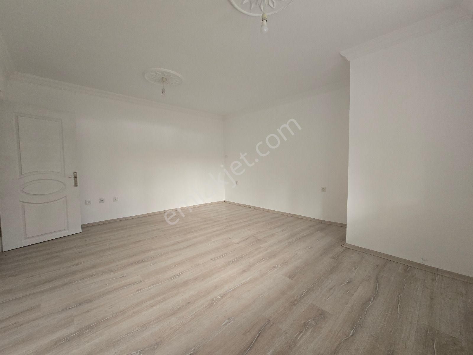 Eryaman Mah Acil Satılık 2+1 Çok Hesaplı Bahçe Katı Daire - Görsel 3