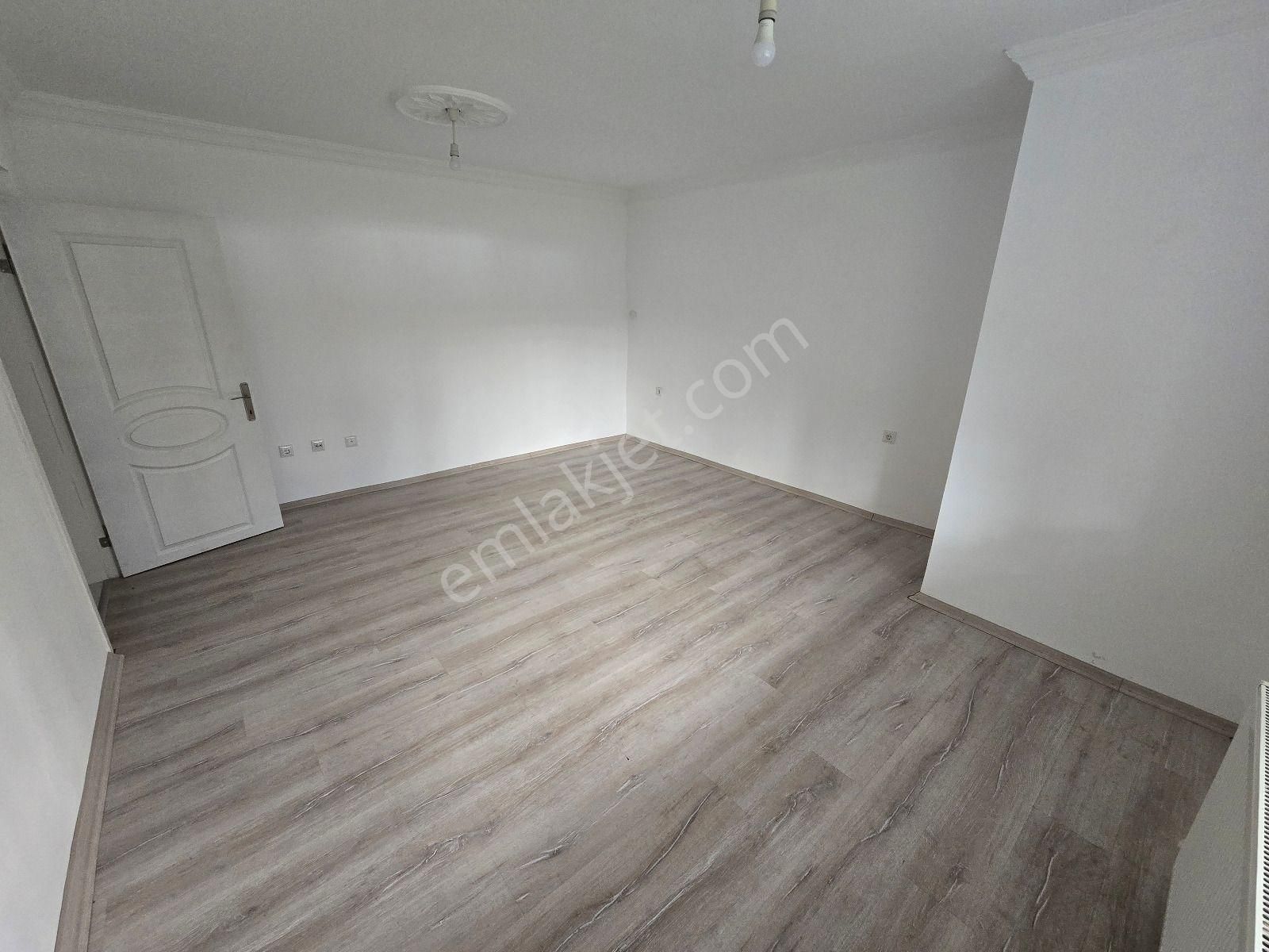 Eryaman Mah Acil Satılık 2+1 Çok Hesaplı Bahçe Katı Daire - Görsel 4