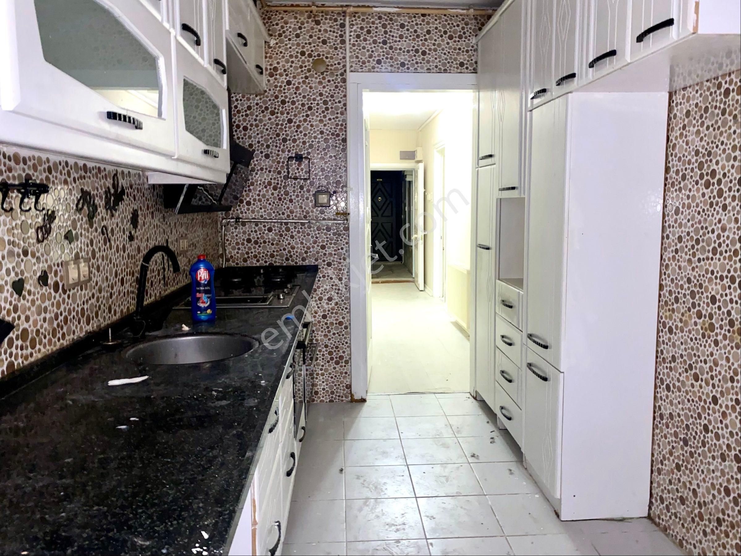 Yeşilyurt Ordu Parkı Sağlık Ocağı Yanı Bahçeli D.gazlı 3+1 - Görsel 13