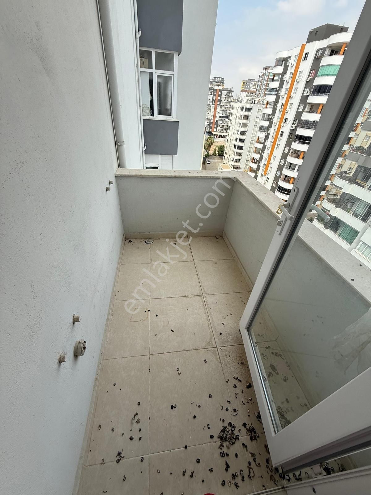 S.demirel'de 9 Yaş/2+1/3 Cepheli/3 Balkonlu/iskanlı Kaçmaz Daire - Görsel 2