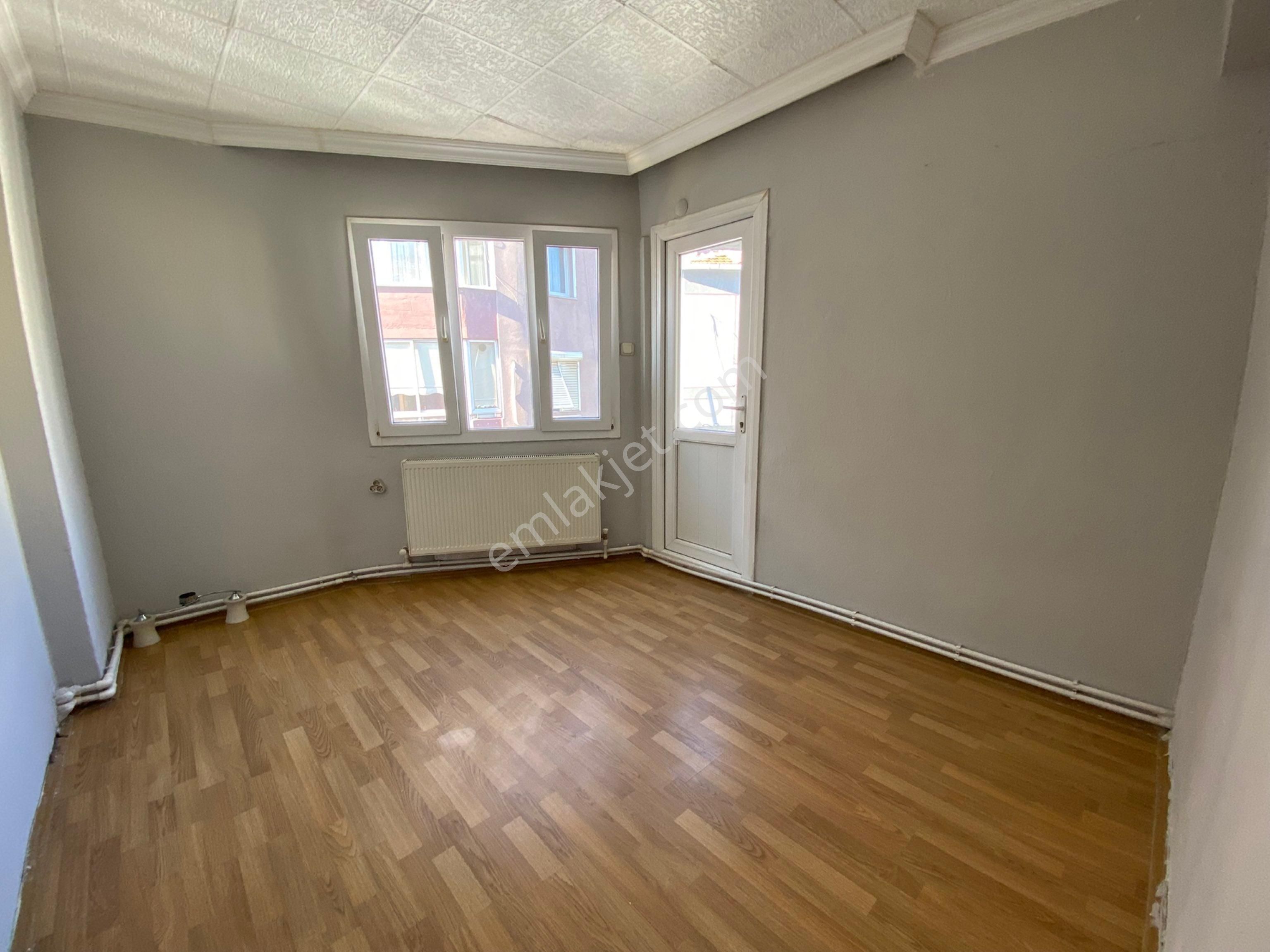 Yeşilyurt Merkerz'de Karakol Yanı D.gazlı 3+1 - Görsel 21