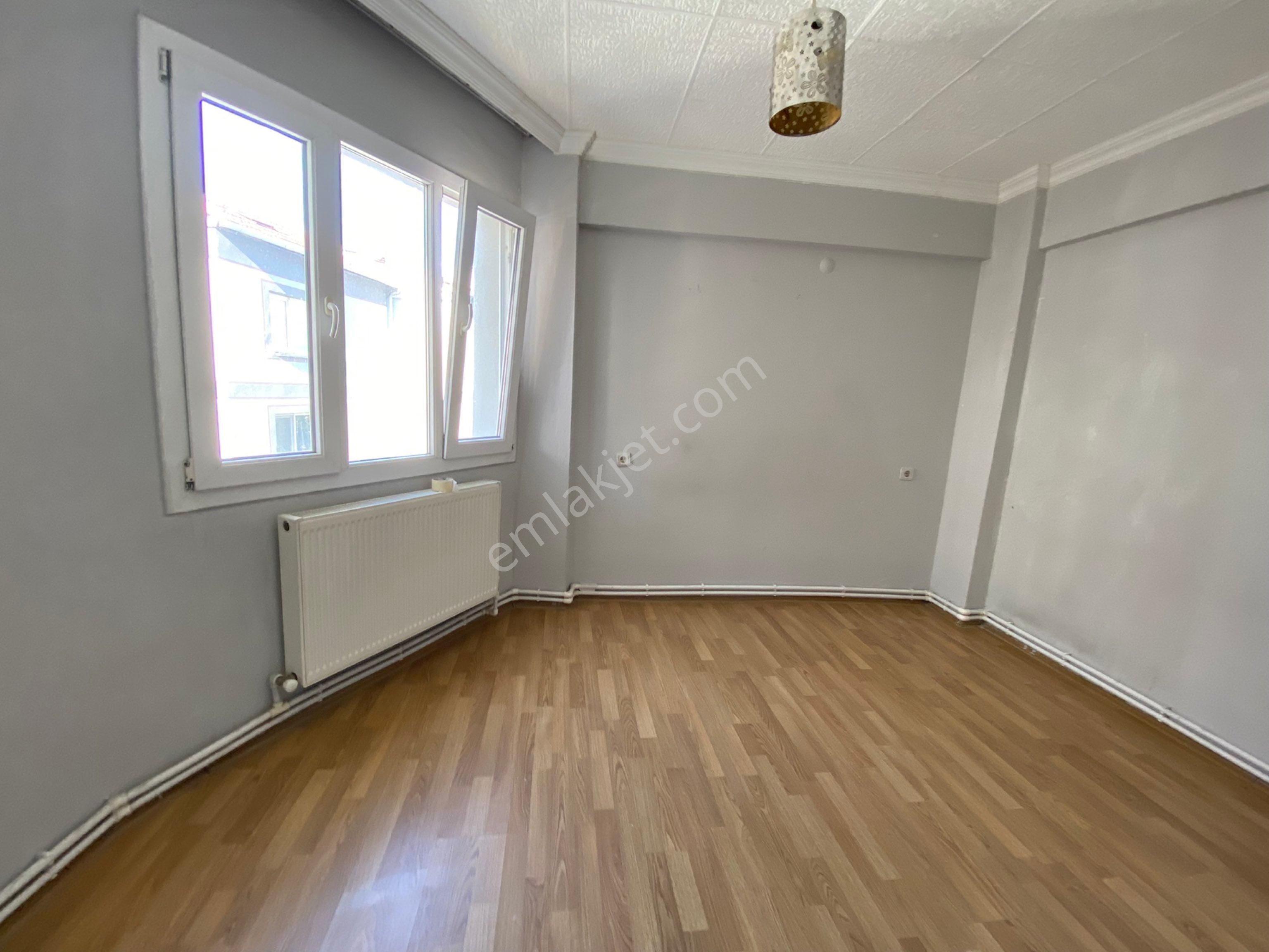 Yeşilyurt Merkerz'de Karakol Yanı D.gazlı 3+1 - Görsel 25