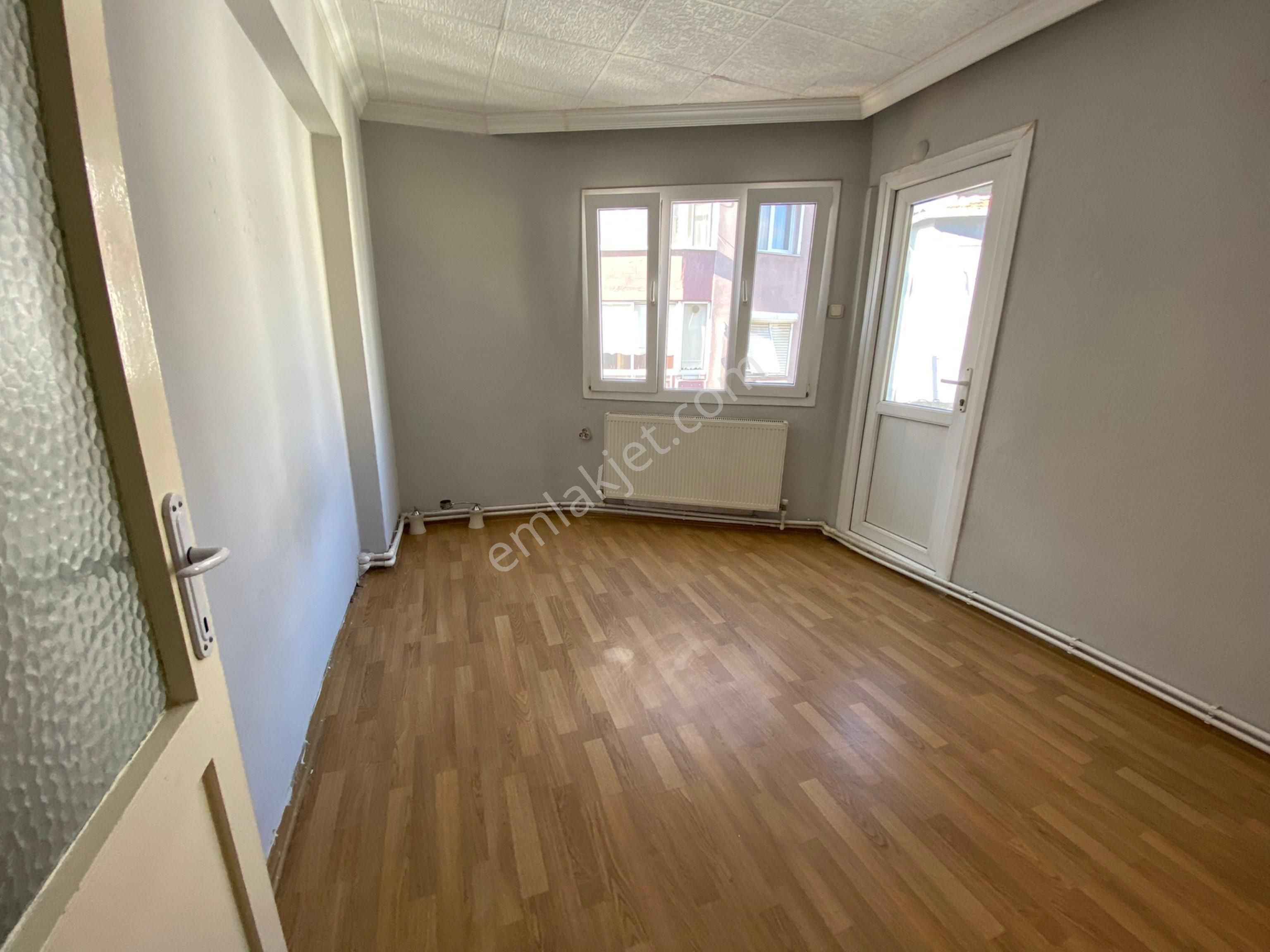 Yeşilyurt Merkerz'de Karakol Yanı D.gazlı 3+1 - Görsel 20