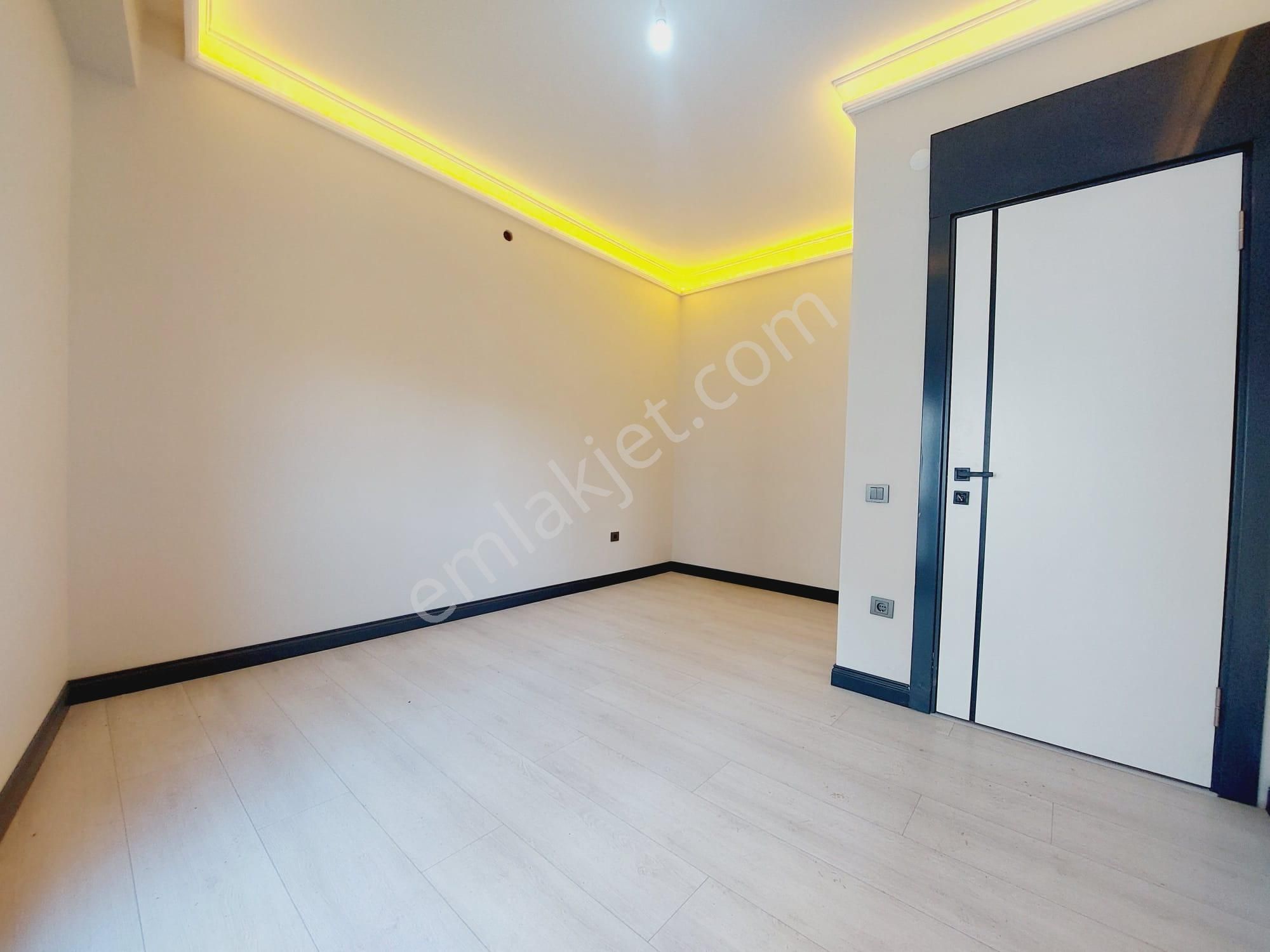 Denizden Akçayda Yerden Isıtmalı Asansörlü Harika Konumda Satılık 1+1 Daire. - Görsel 29