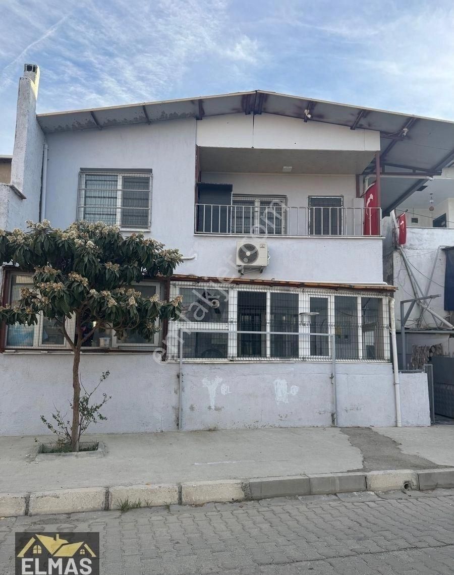 Gaziemir Sarnıçta İki Katlı Müstakil Ev - Görsel 3