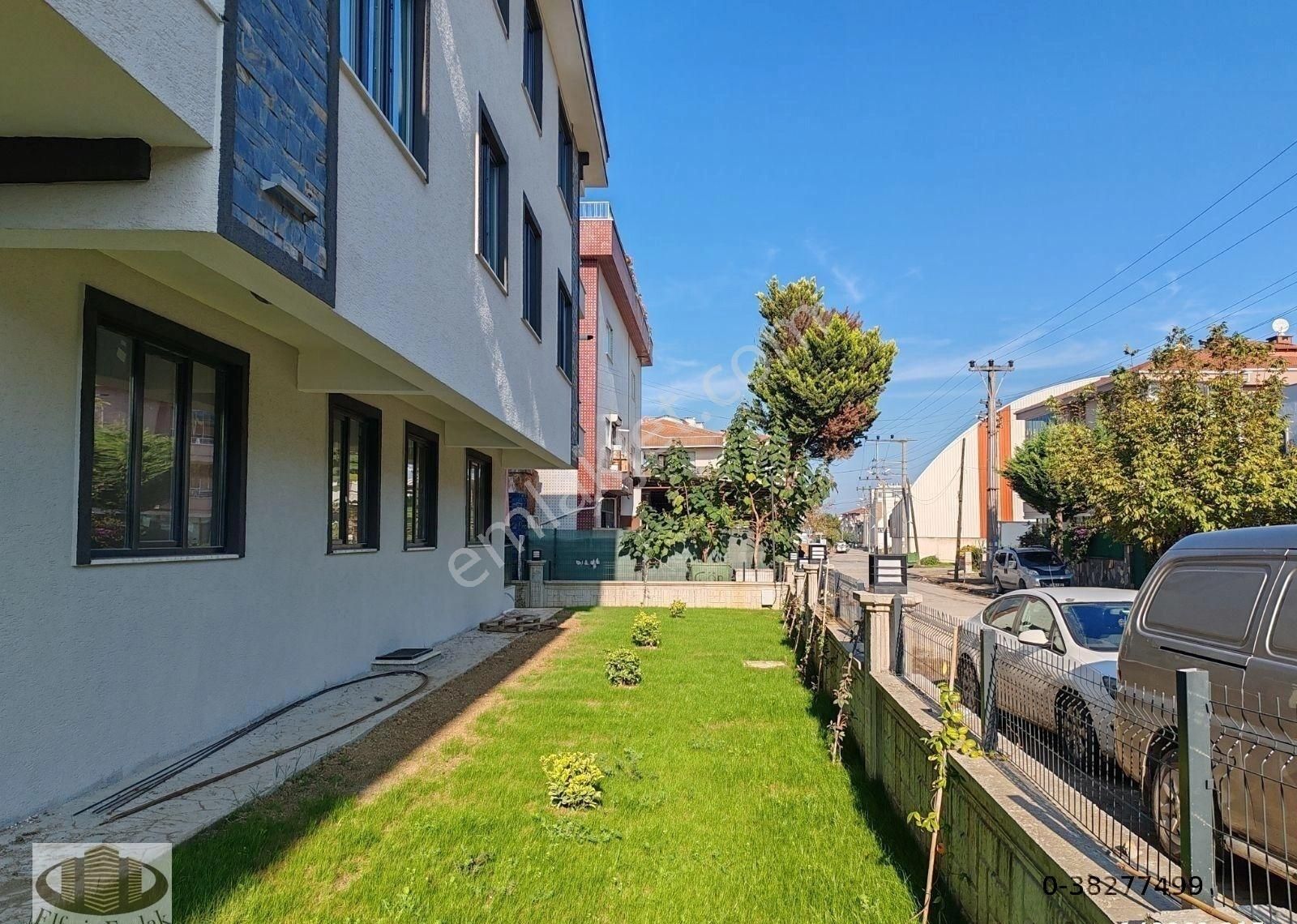 Adnan Mendereste Mükemmel Konum Oturuma Hazır 3+1 Lüks Daire