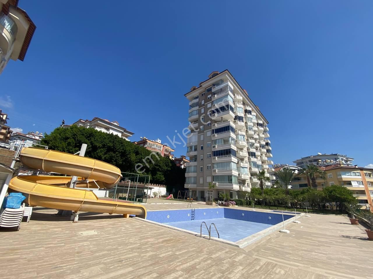 Cikcilli'de Full Aktiviteli Deniz Manzaralı 1+1 Eşyalı Satılık Güney Cephe Daire - Görsel 35