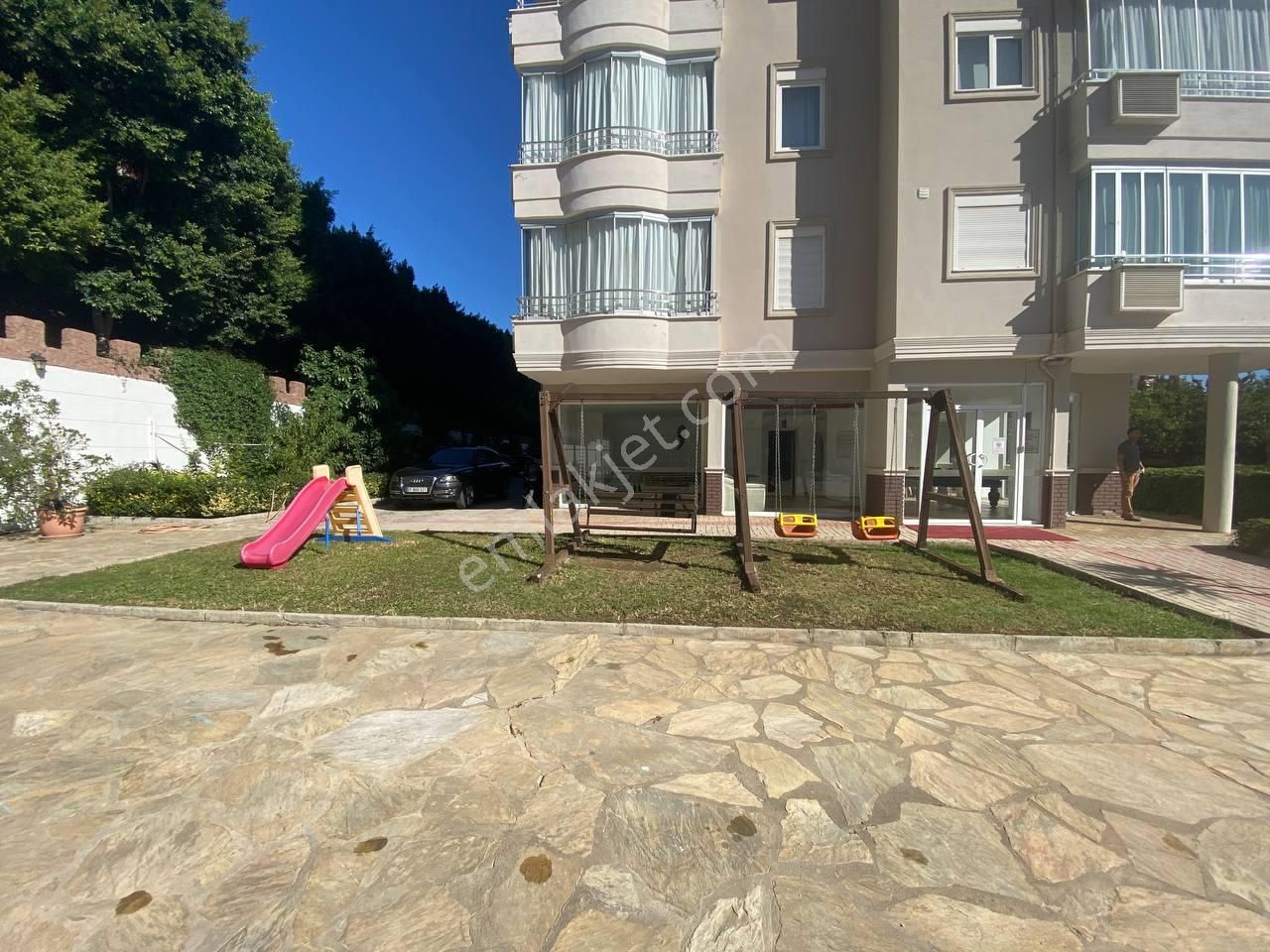 Cikcilli'de Full Aktiviteli Deniz Manzaralı 1+1 Eşyalı Satılık Güney Cephe Daire - Görsel 4