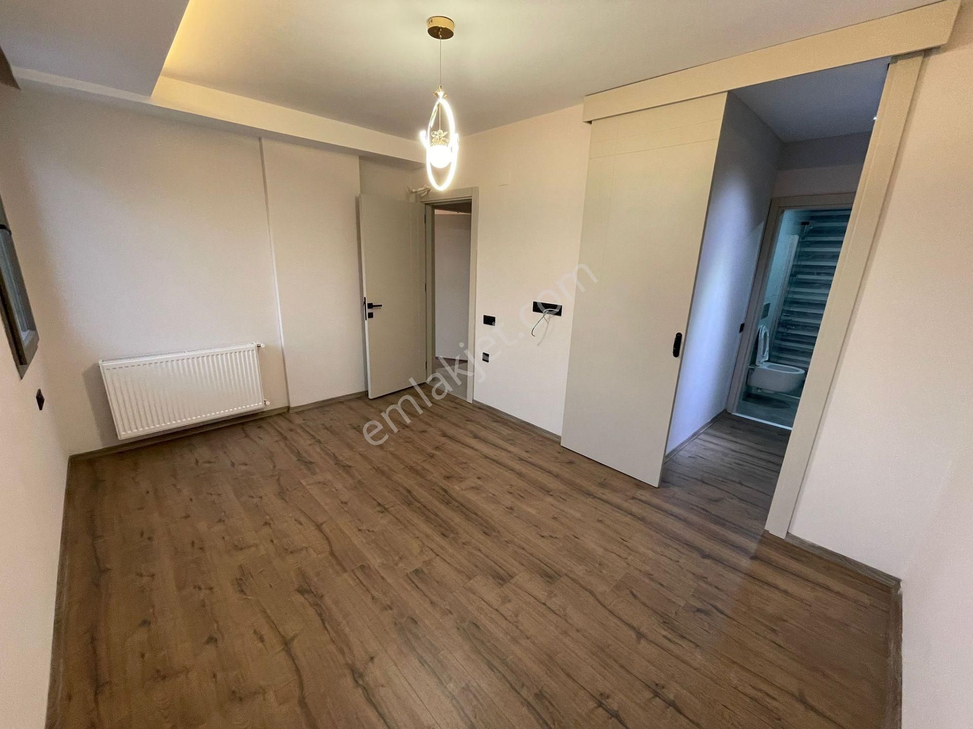 Kabasakal'da Güvenlikli Sosyal Aktivite'li Kapalı Mutfak Hasarsız Cazip Sıfır 3+1 !! - Görsel 23