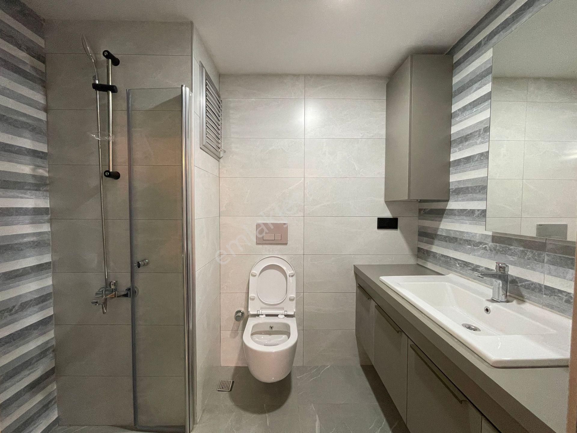 Kabasakal'da Güvenlikli Sosyal Aktivite'li Kapalı Mutfak Hasarsız Cazip Sıfır 3+1 !! - Görsel 13