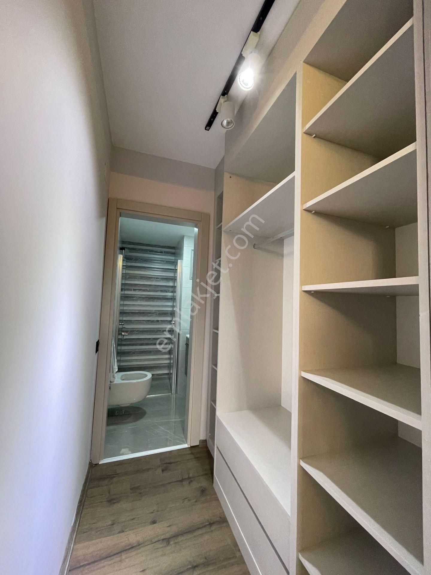 Kabasakal'da Güvenlikli Sosyal Aktivite'li Kapalı Mutfak Hasarsız Cazip Sıfır 3+1 !! - Görsel 26