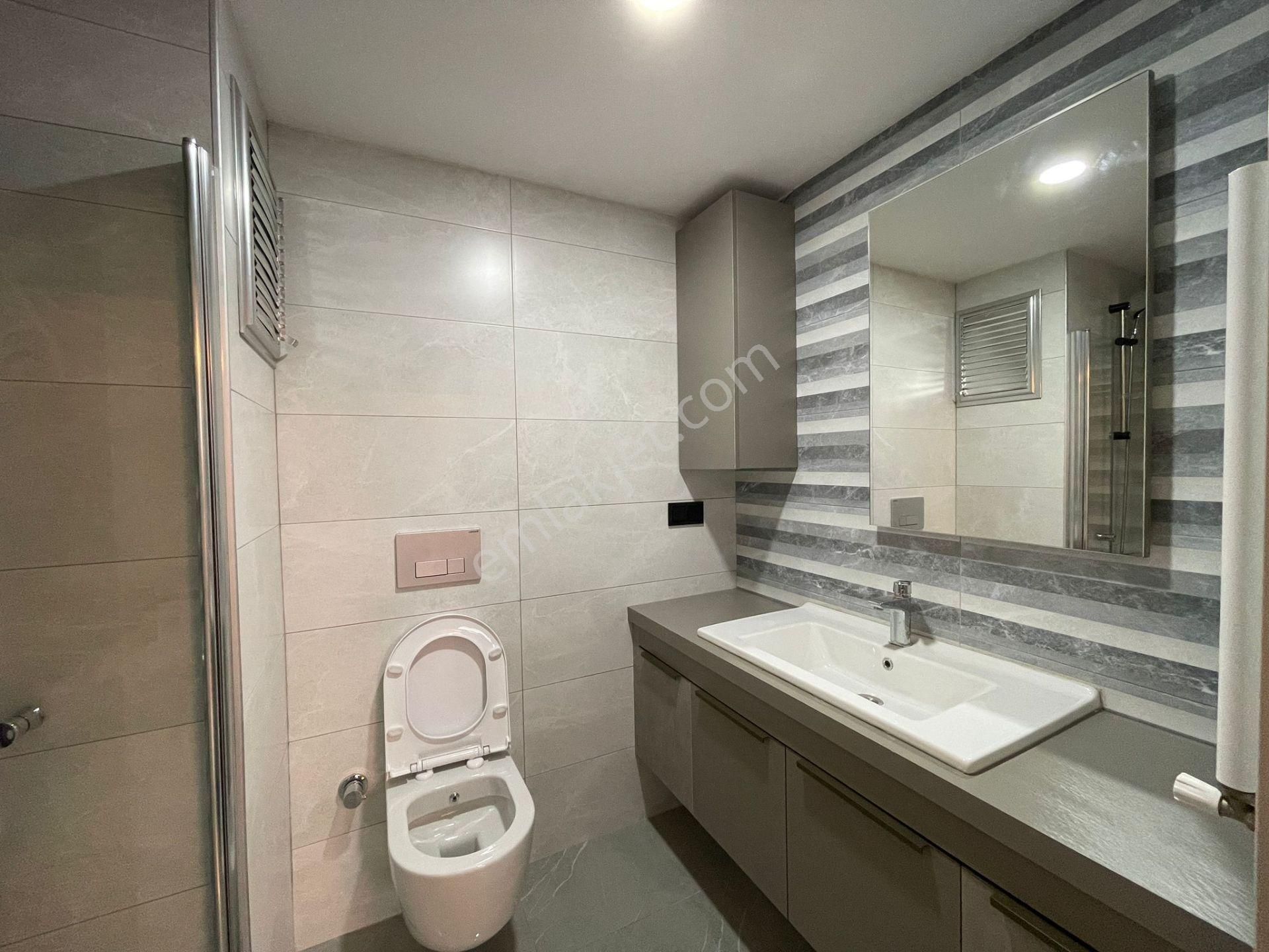 Kabasakal'da Güvenlikli Sosyal Aktivite'li Kapalı Mutfak Hasarsız Cazip Sıfır 3+1 !! - Görsel 5