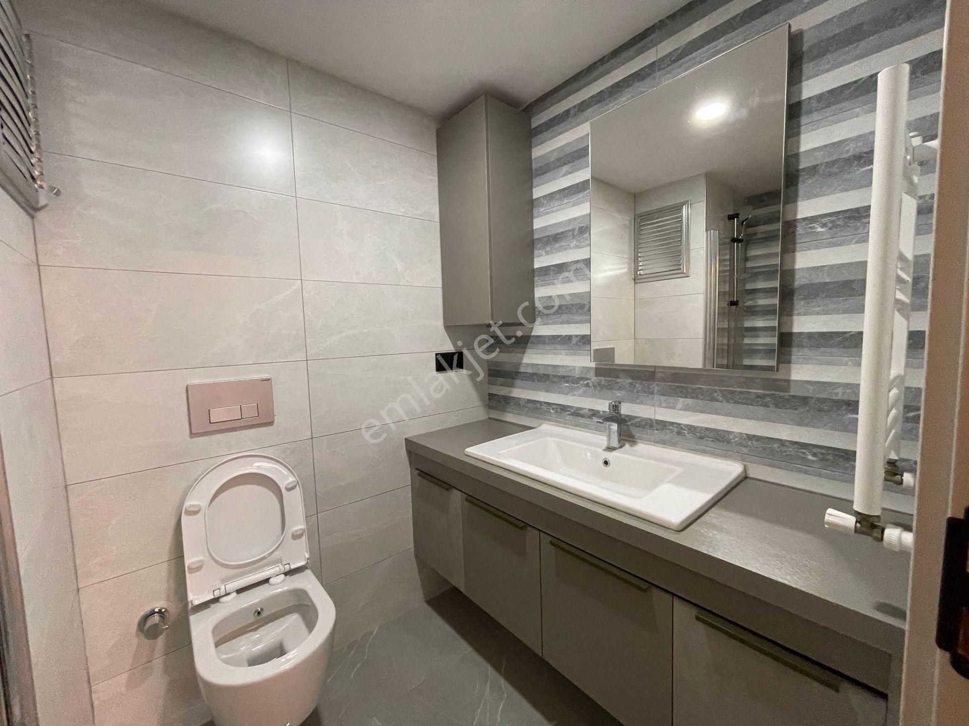 Kabasakal'da Güvenlikli Sosyal Aktivite'li Kapalı Mutfak Hasarsız Cazip Sıfır 3+1 !! - Görsel 29