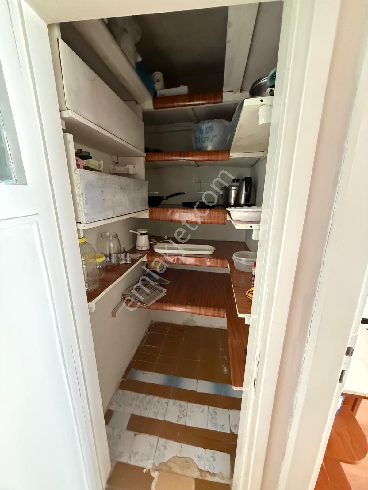 Bahçelievler'de Merkezi Konumlu Doğalgazlı 3+1 Satılık Daire - Görsel 14