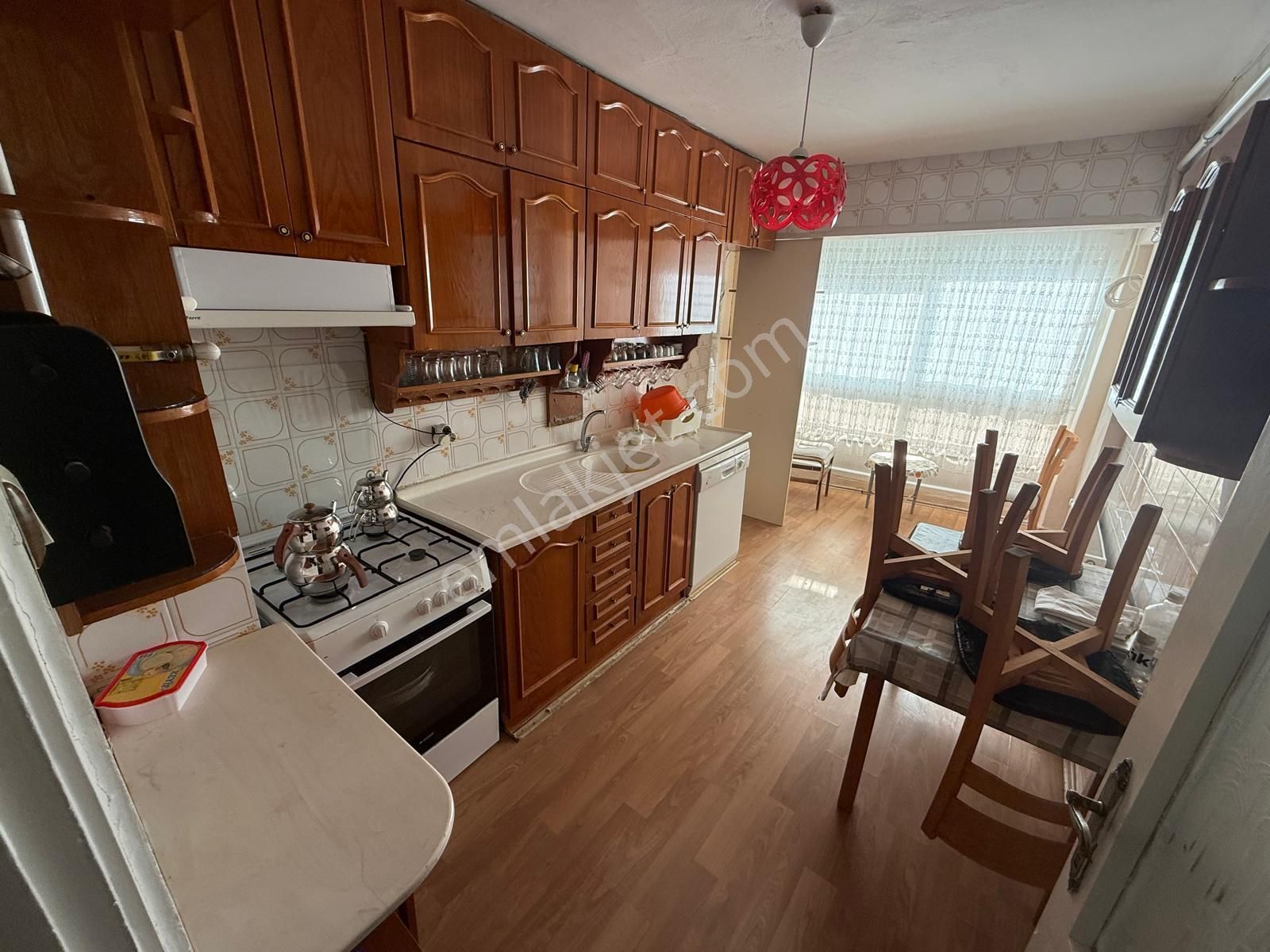 Bahçelievler'de Merkezi Konumlu Doğalgazlı 3+1 Satılık Daire - Görsel 11