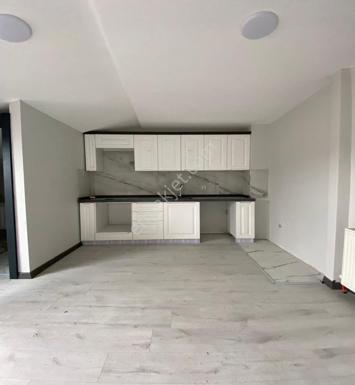 Merkezde 3+2 Lüx Satılık Dublex - Görsel 3