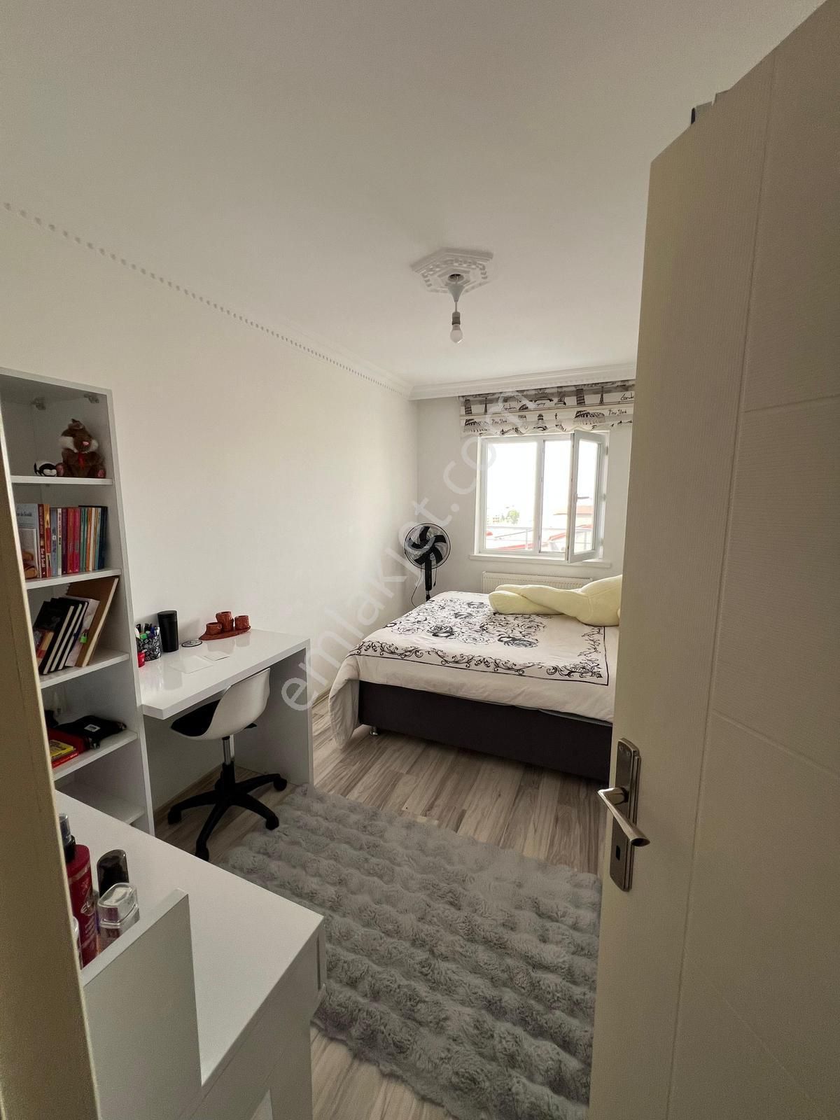 Natoyolu Cad. Üzerinde Asansörlü Satılık 3+1 Daire !!! - Görsel 8