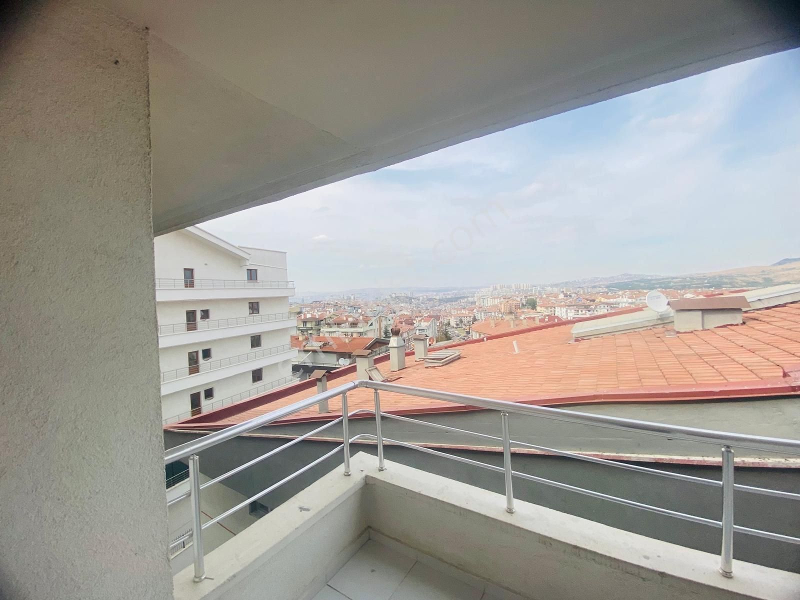 Natoyolu Cad. Üzerinde Asansörlü Satılık 3+1 Daire !!! - Görsel 6