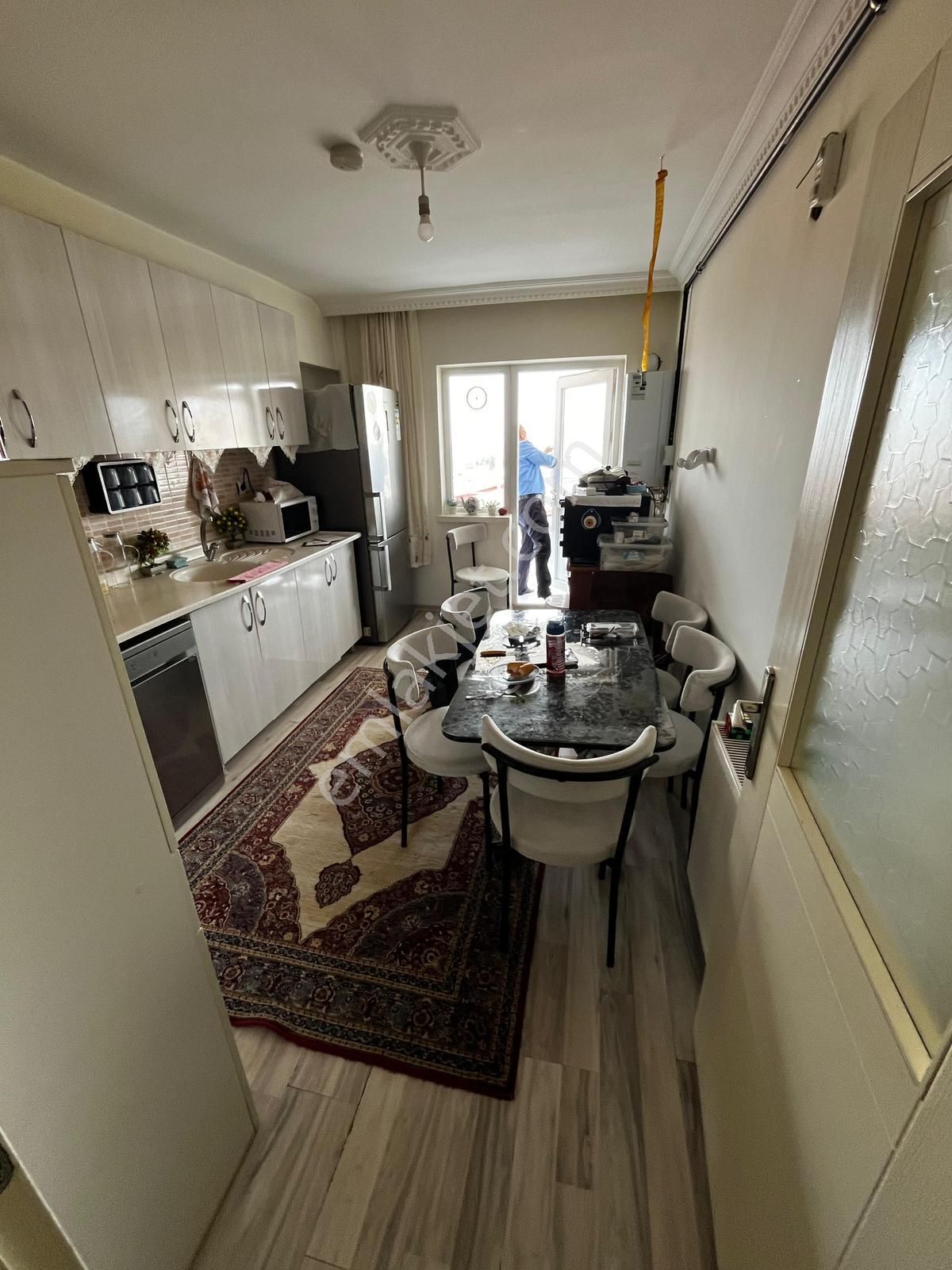 Natoyolu Cad. Üzerinde Asansörlü Satılık 3+1 Daire !!!