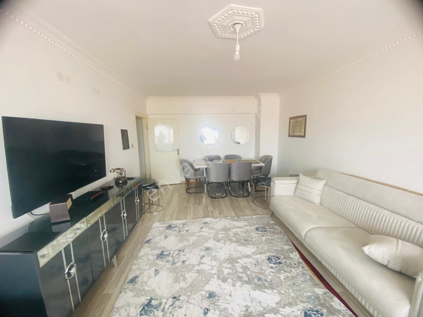 Natoyolu Cad. Üzerinde Asansörlü Satılık 3+1 Daire !!! - Görsel 3