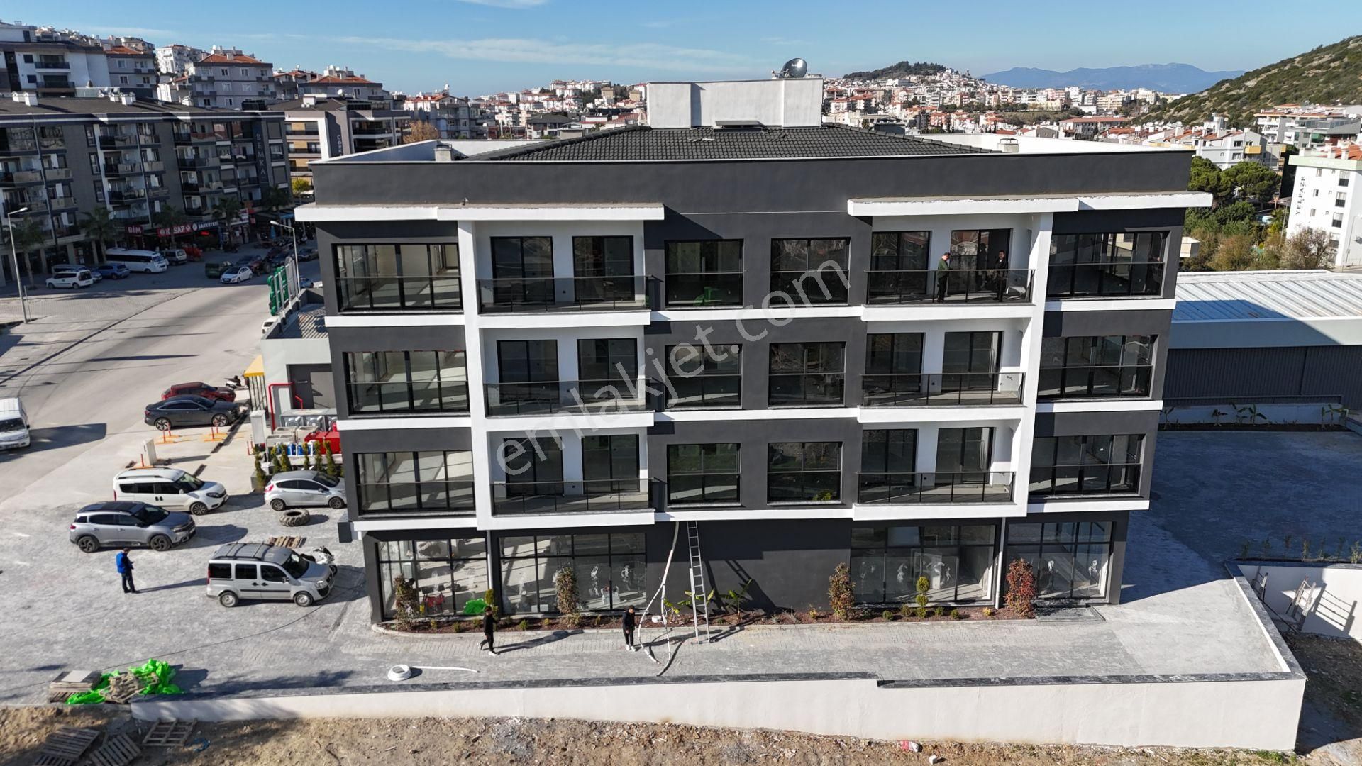 Kuşadası Merkezde Sıfır Satılık 3+1 Ferah Daire - Görsel 7