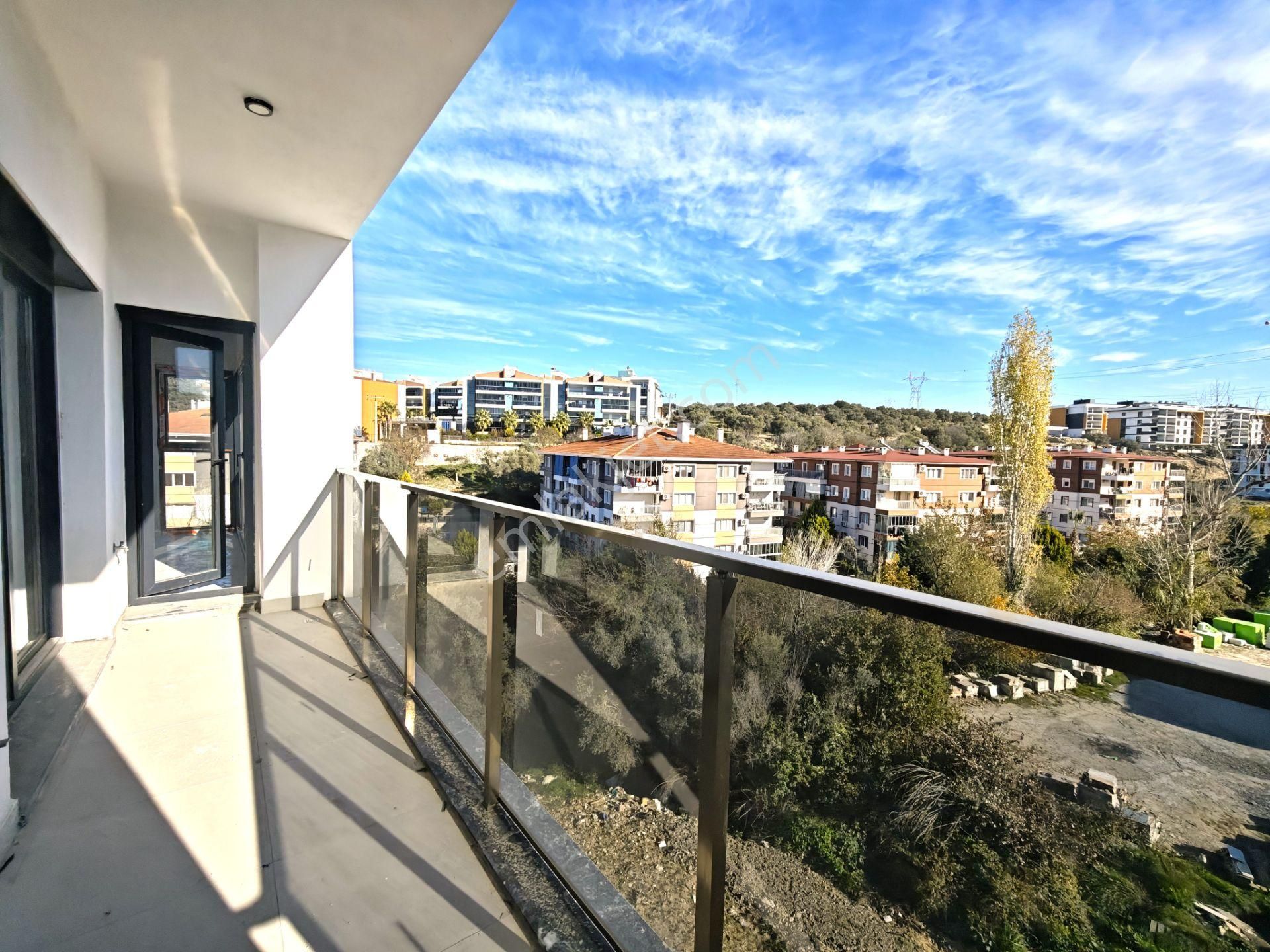 Kuşadası Merkezde Sıfır Satılık 3+1 Ferah Daire - Görsel 20