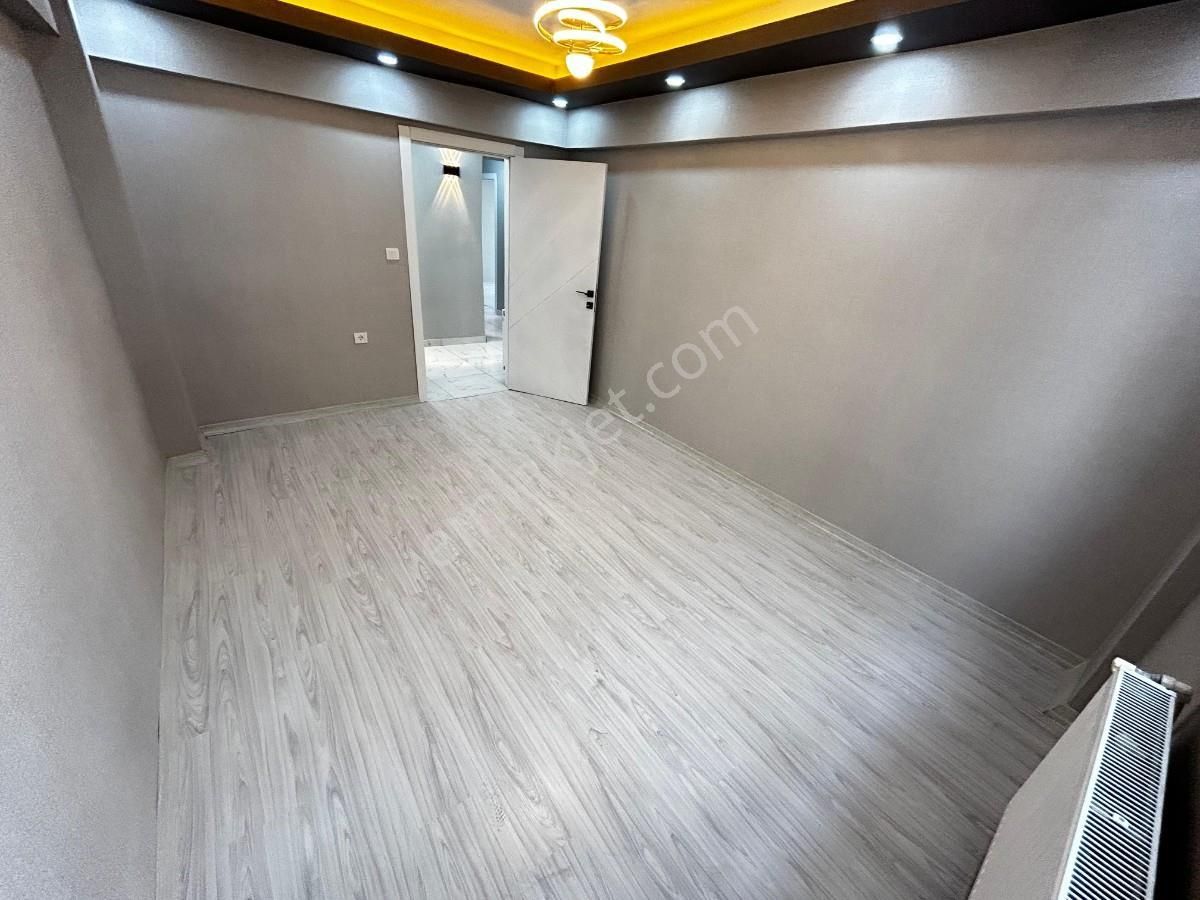 Sincan Plevne Mah 3+1 Ultra Lüks Yapılı Ara Katta Ön Cephe Daire - Görsel 12