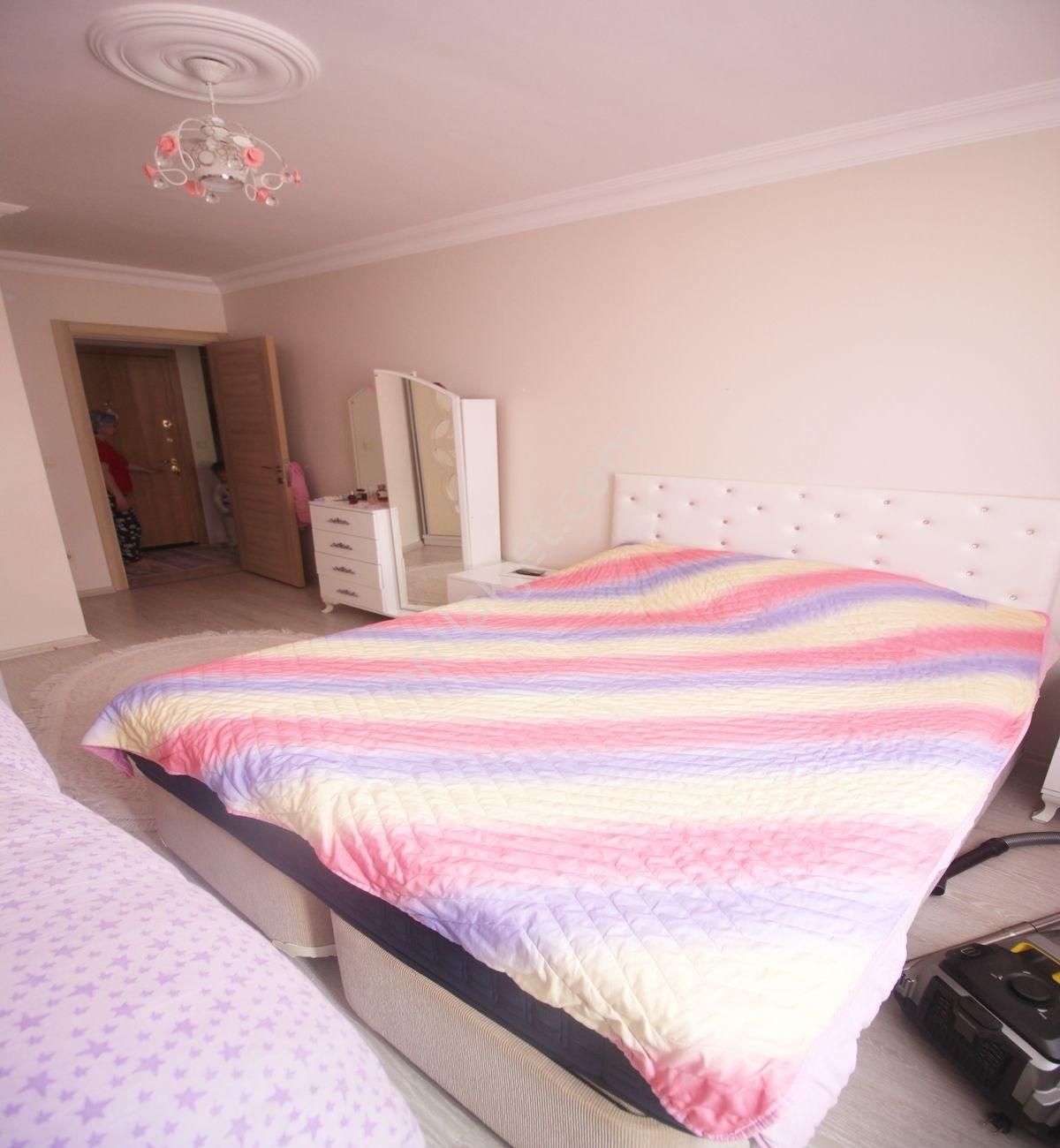 Avcılar Kaymakamlık Caddesinde 4+2 200 M2 Kış Teraslı Dublex - Görsel 30